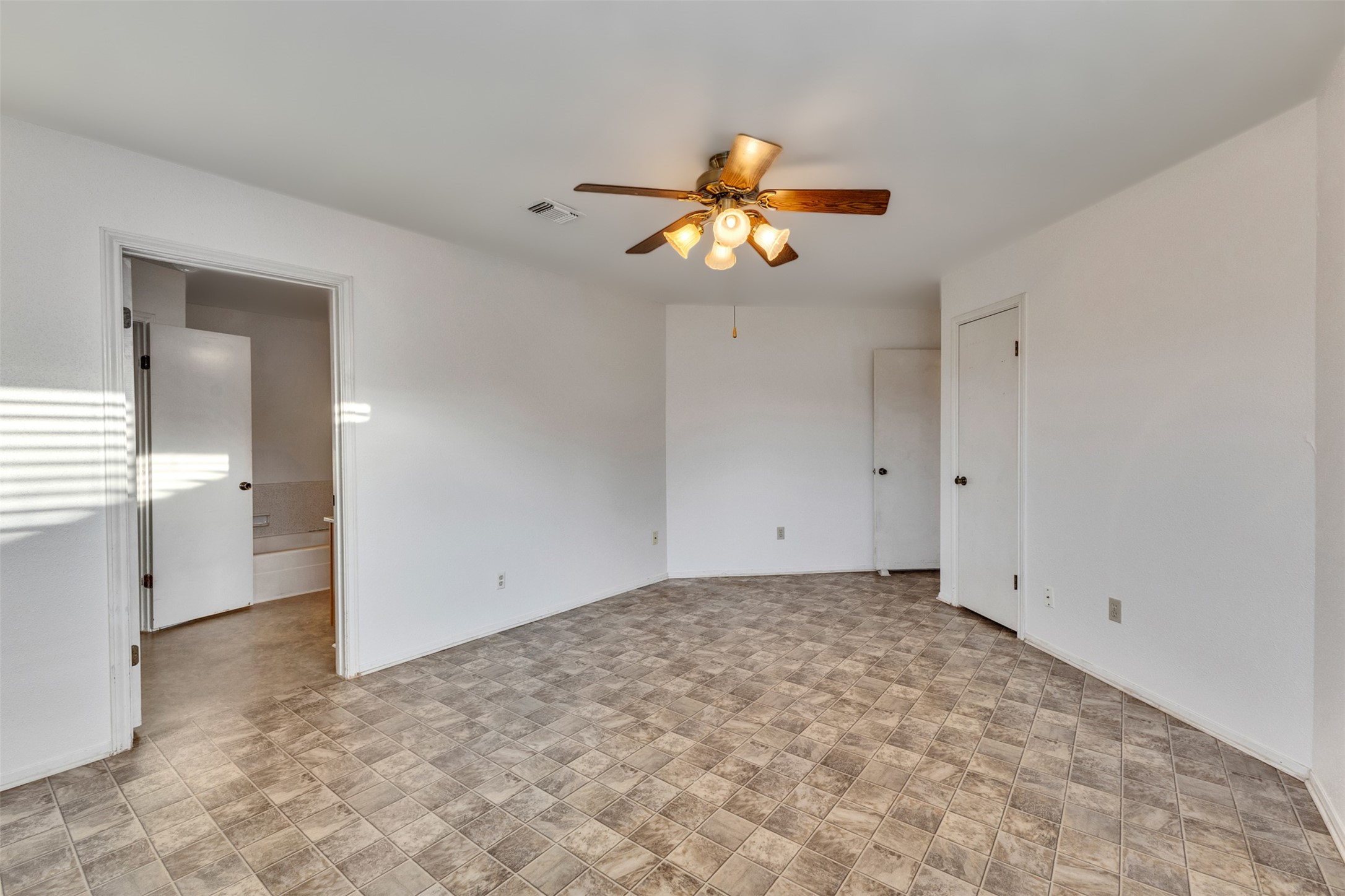 13714 Chancery Road Property Photo 10