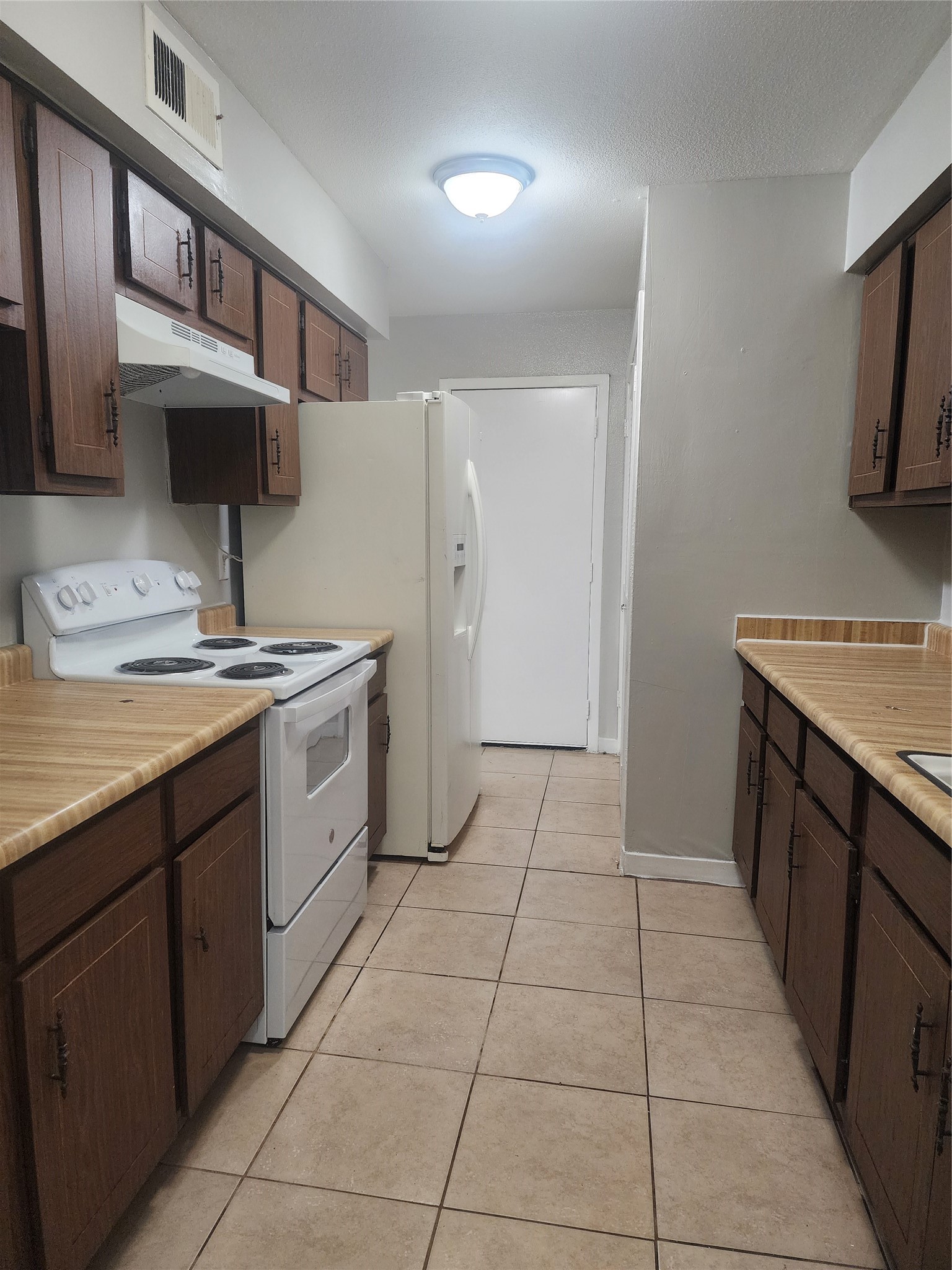 4034 Belle Park Drive 4034 Property Photo 6