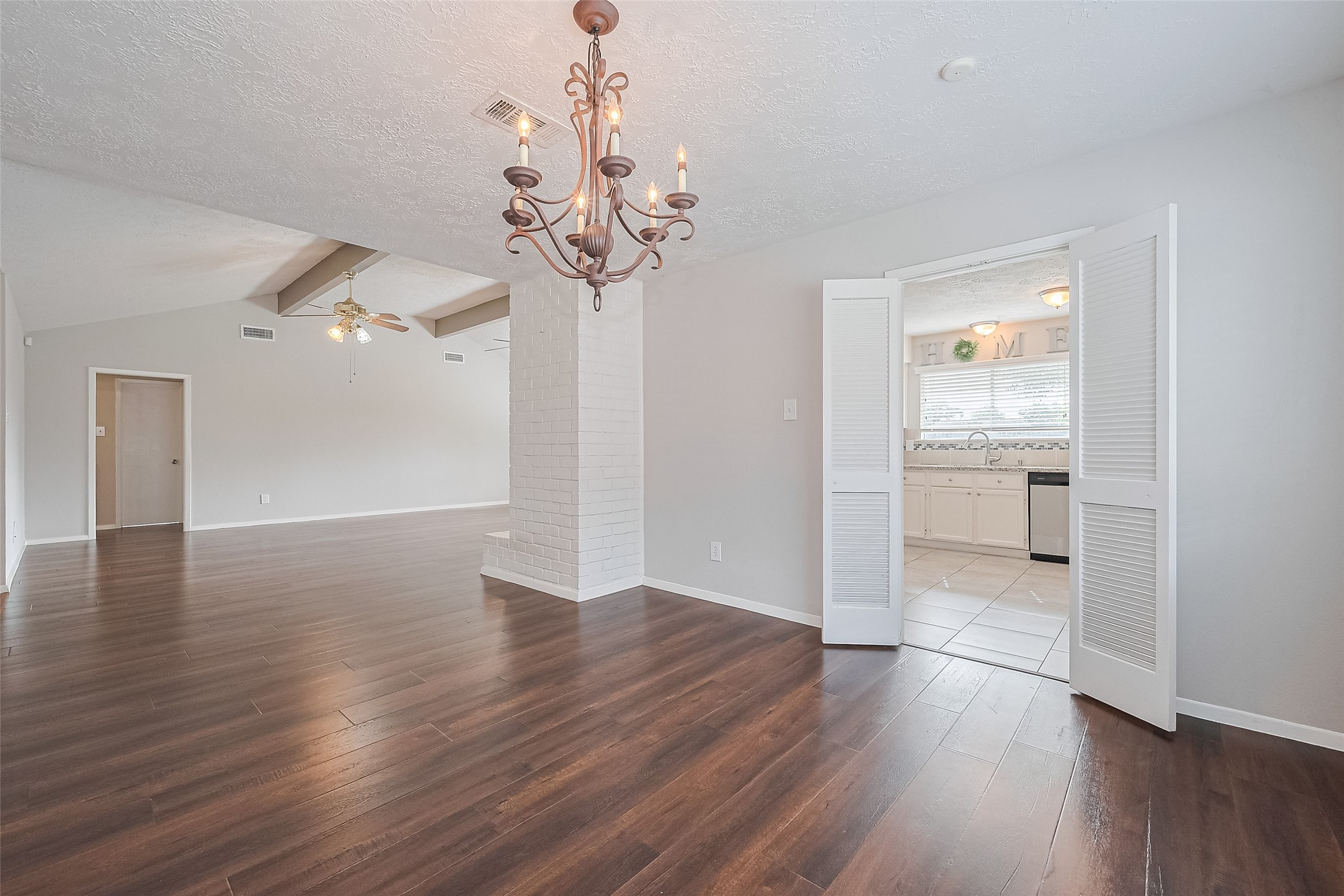 17114 Quail Glen Drive Property Photo 12