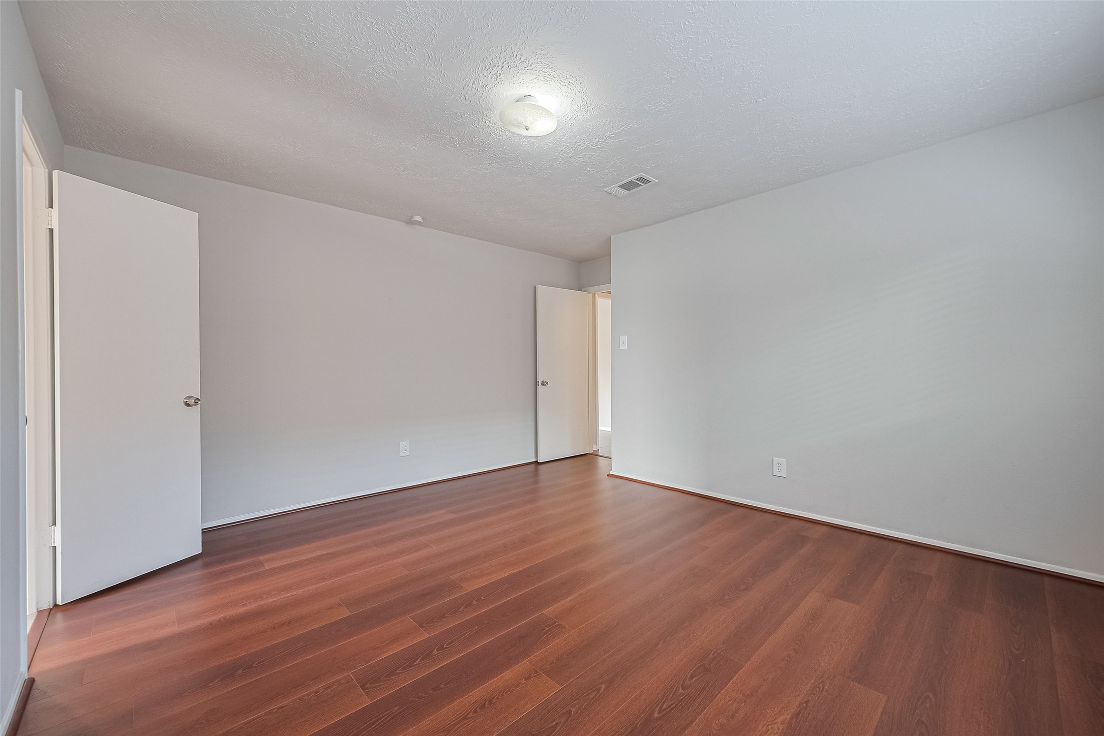 17114 Quail Glen Drive Property Photo 27
