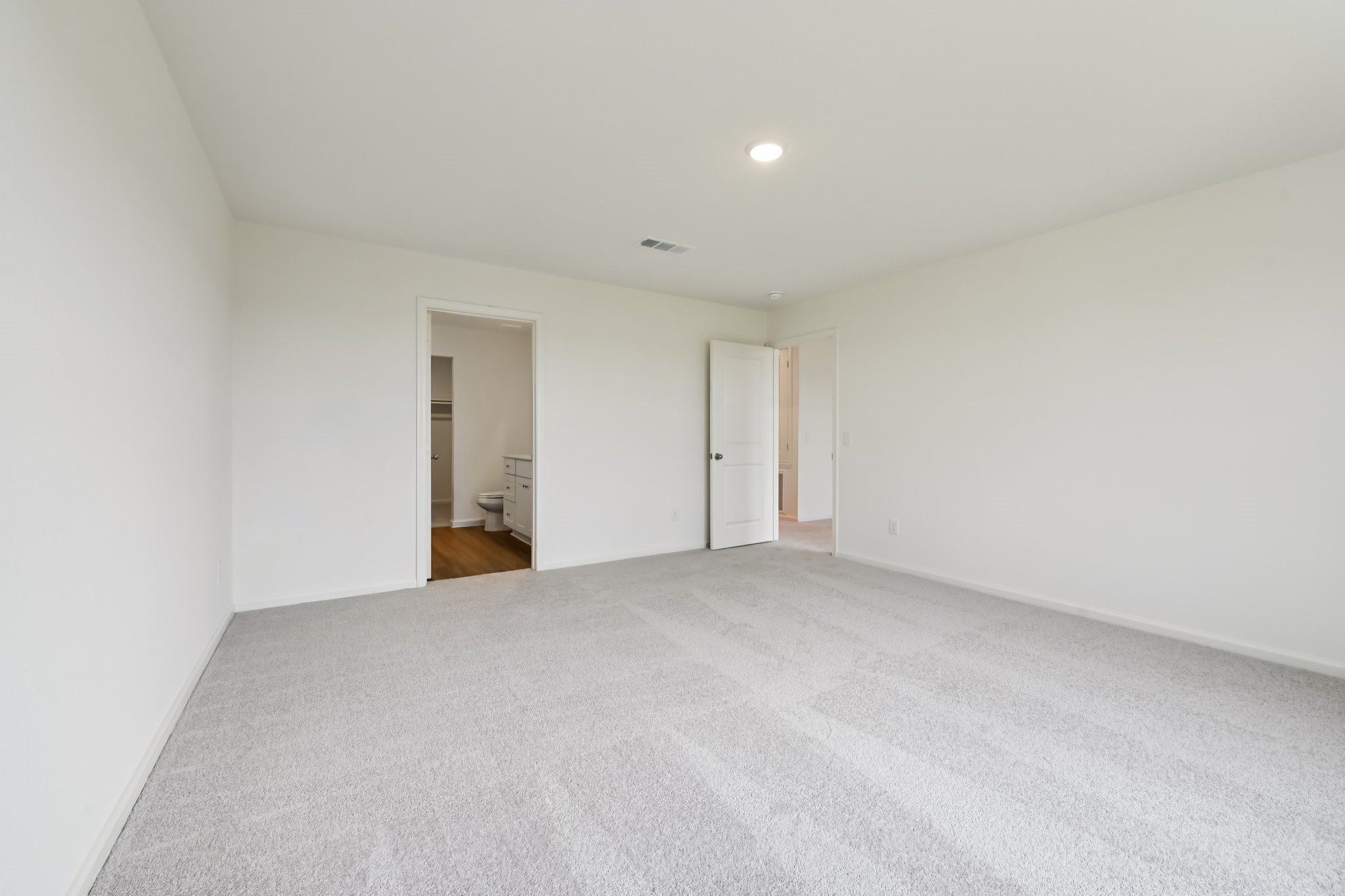 2431 Evergreen Falls Drive Property Photo 15