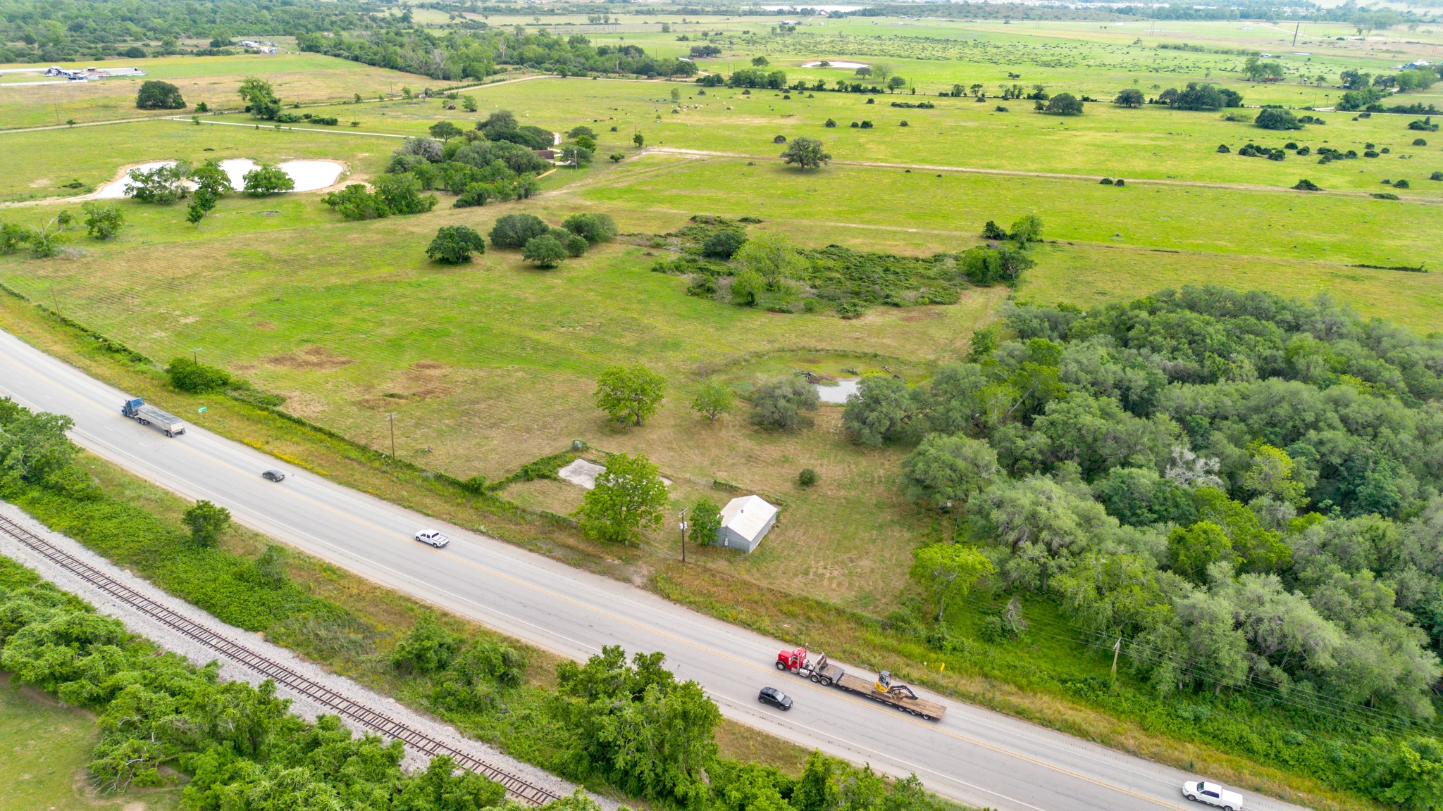 4882 E Us Highway 90a Property Photo 1