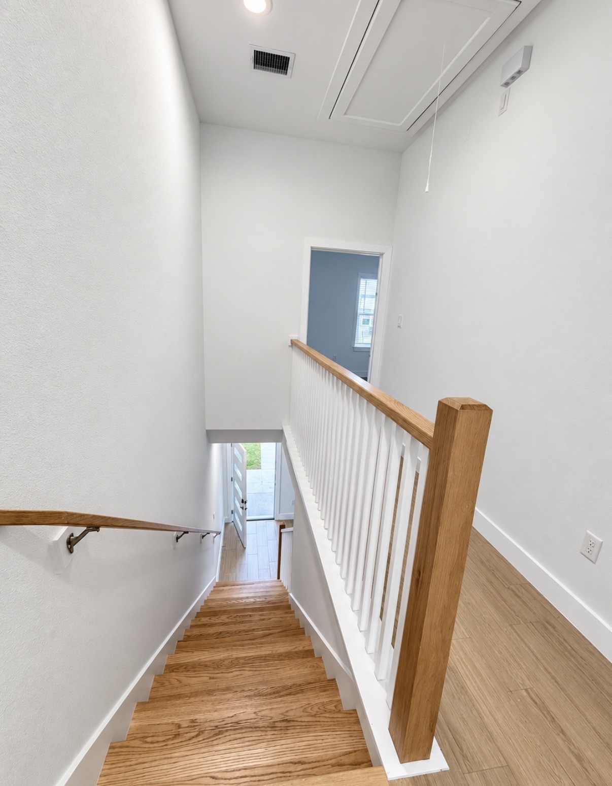 992 Marjorie Street Property Photo 12