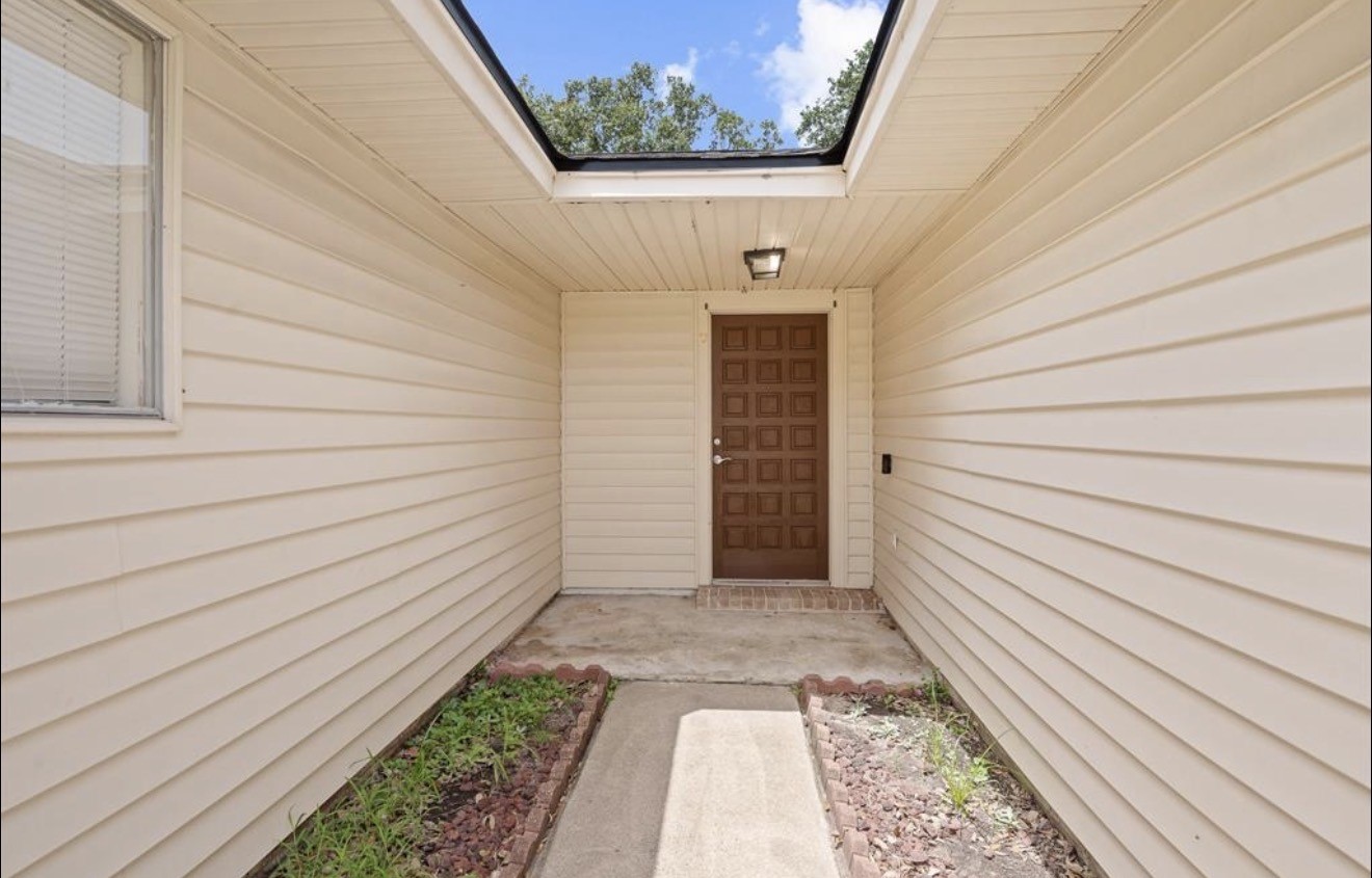 16854 Blend Stone Property Photo 3