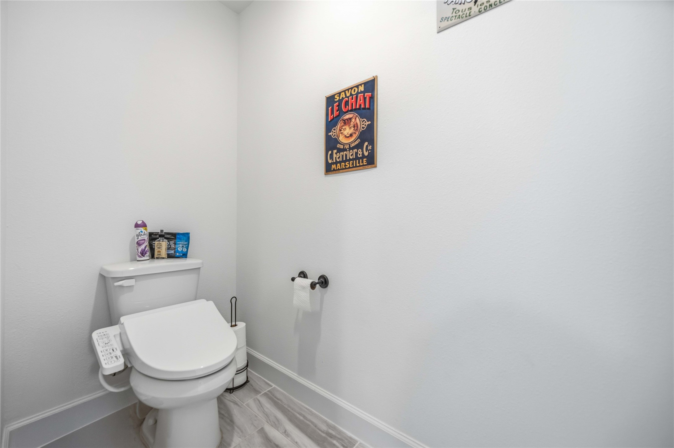 723 W 16th Street Property Photo 25