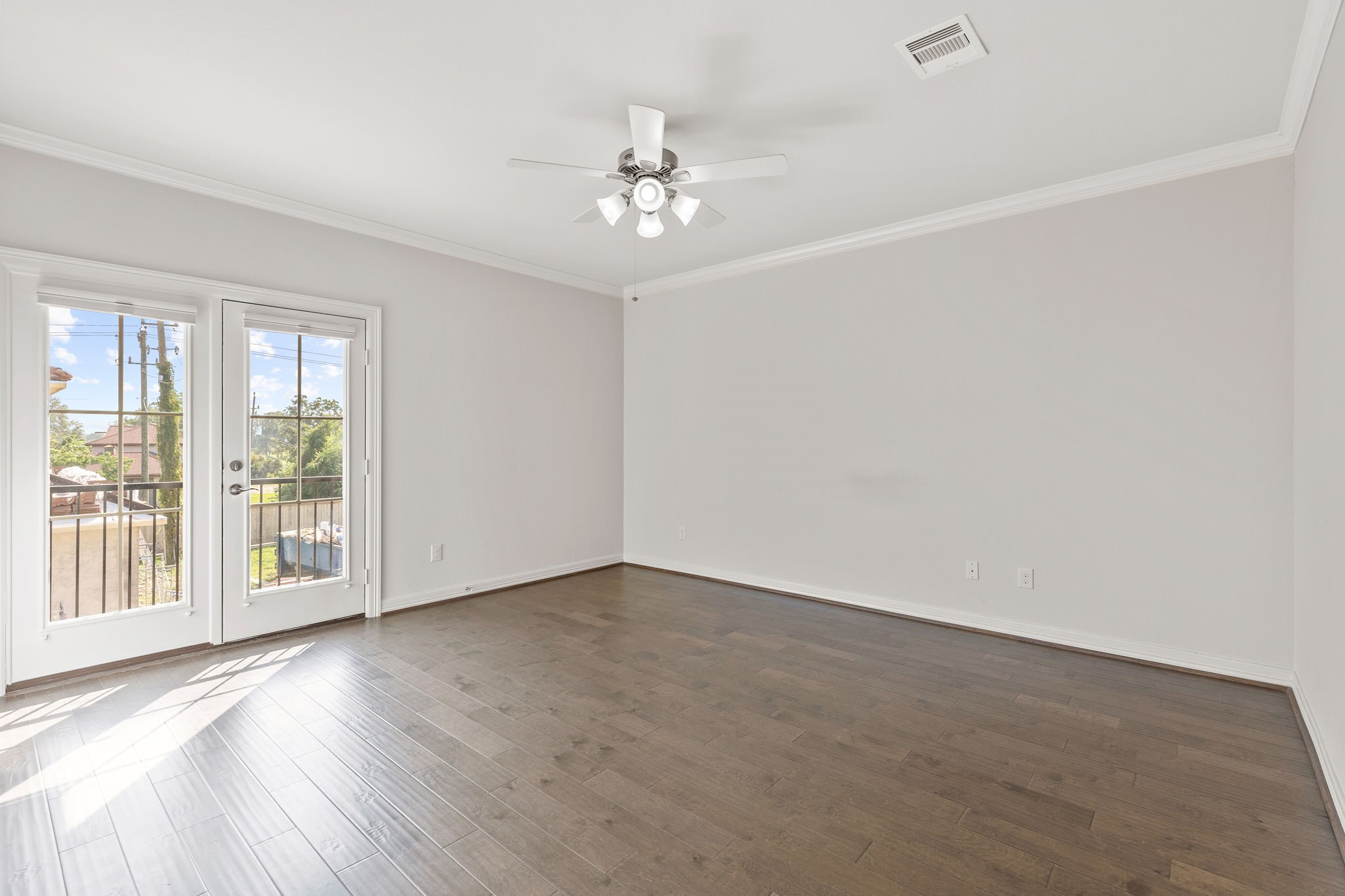14 W Oaks Drive Property Photo 8