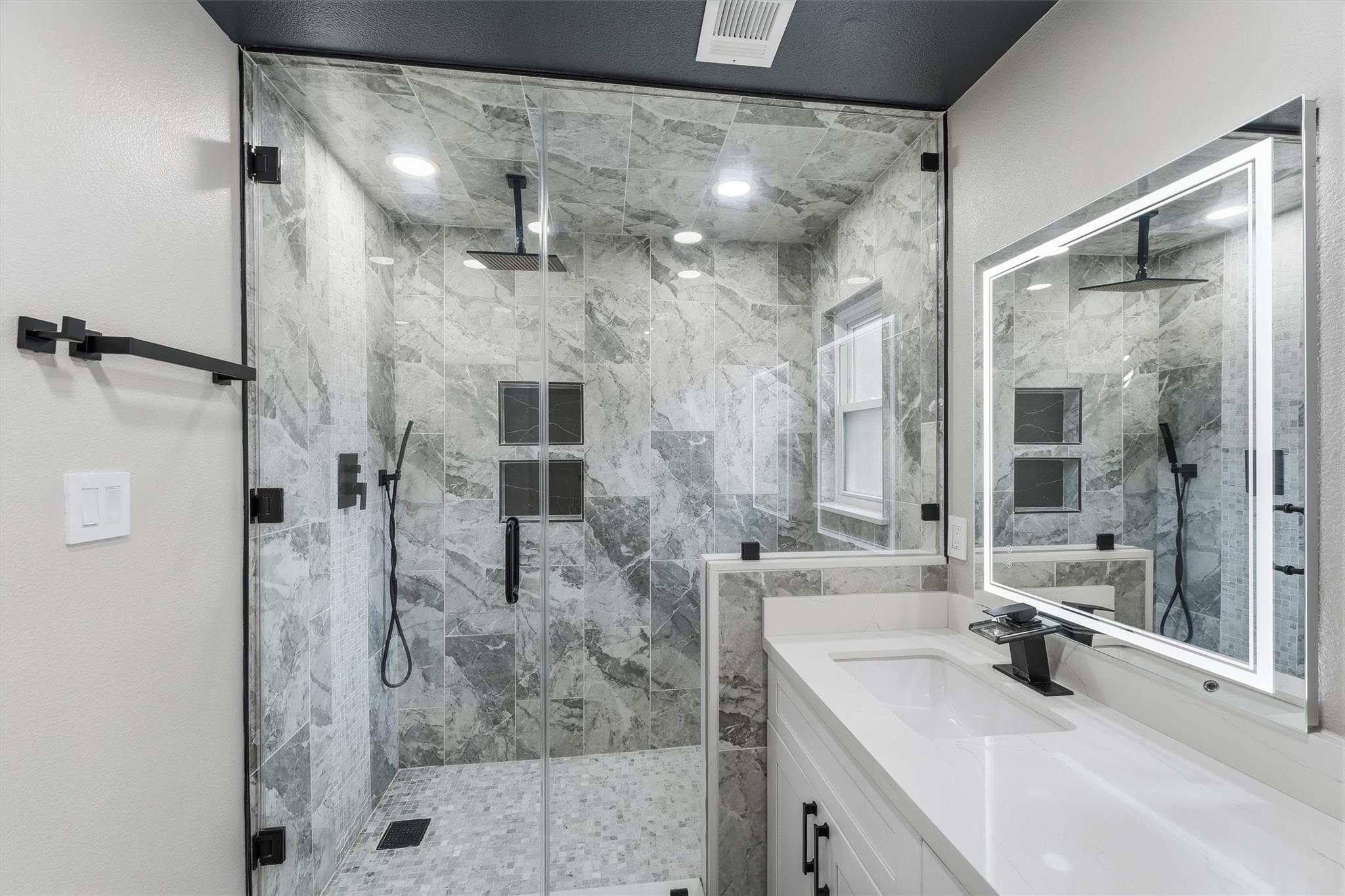 12703 Rocky Hill Drive, Houston Tx 77066 Property Photo 25