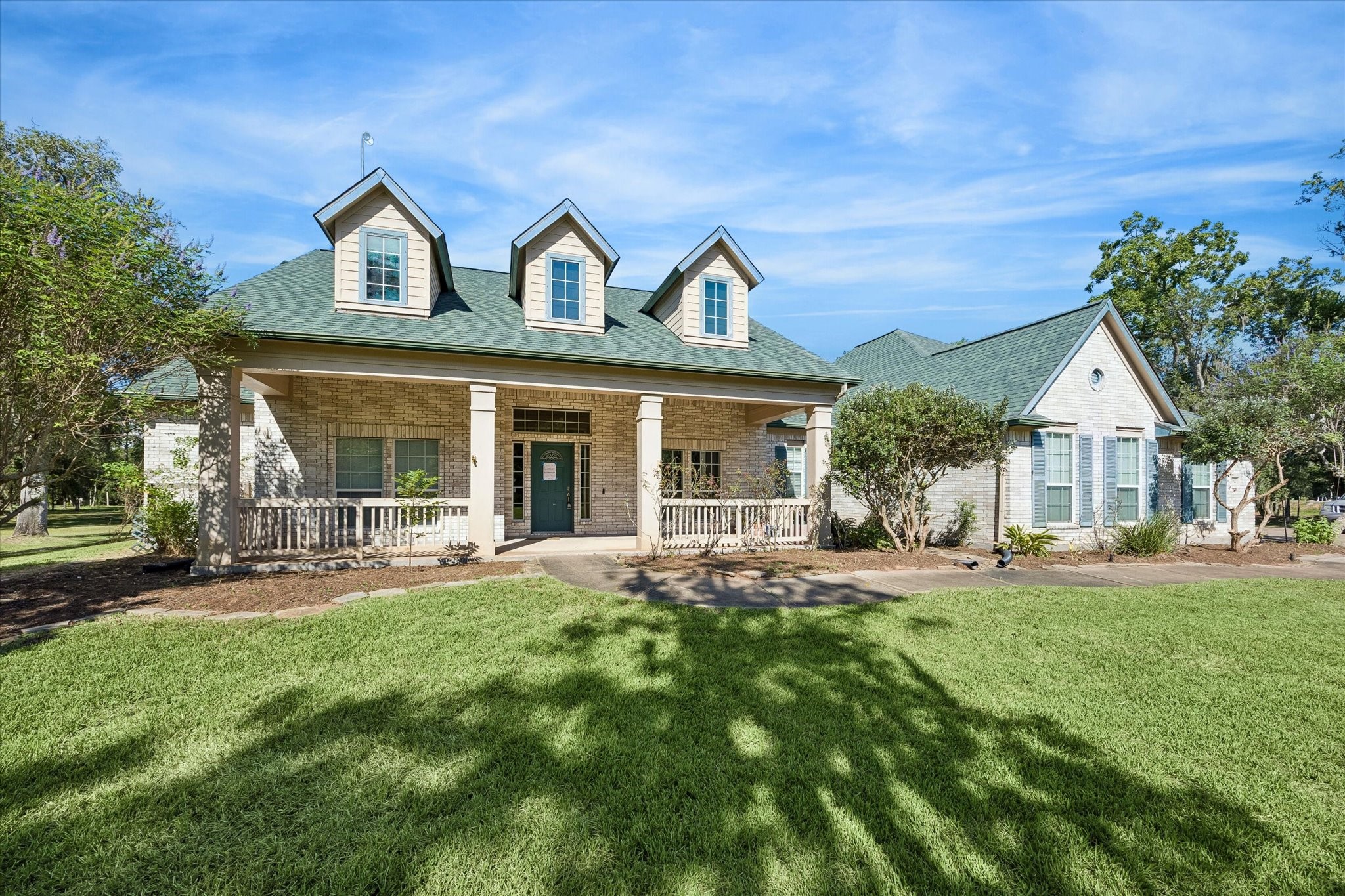 17502 Hamill Drive Property Photo 1