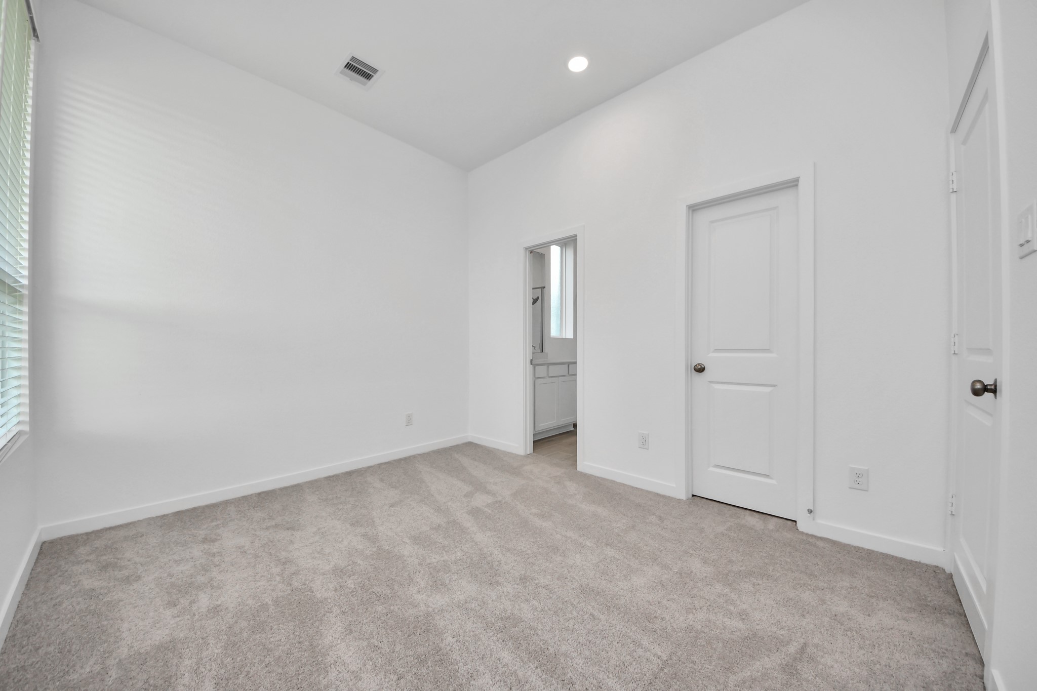 27443 Sunterra Village Dr Property Photo 25