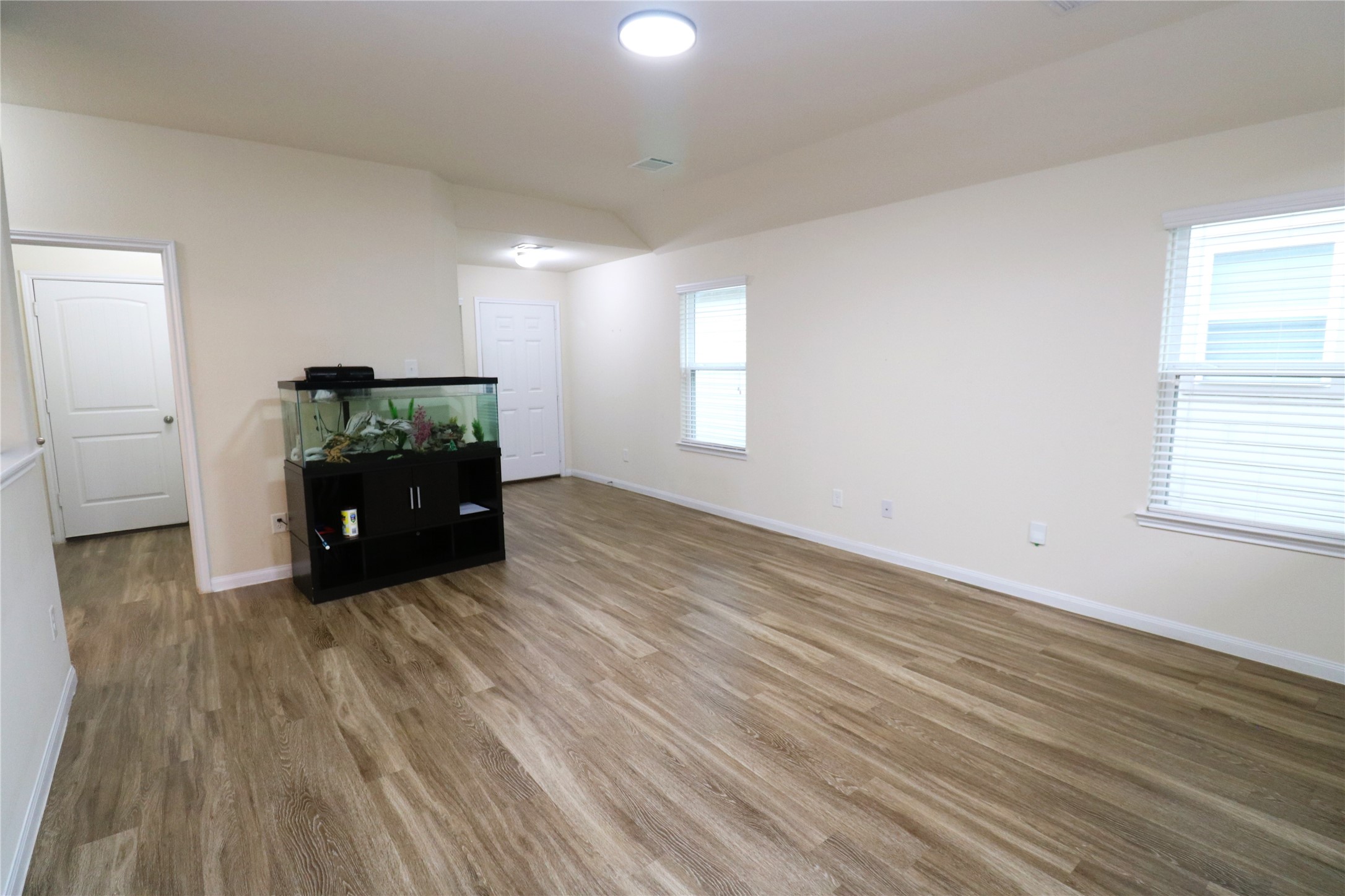 10338 Douglas Fir Villa Avenue Property Photo 6