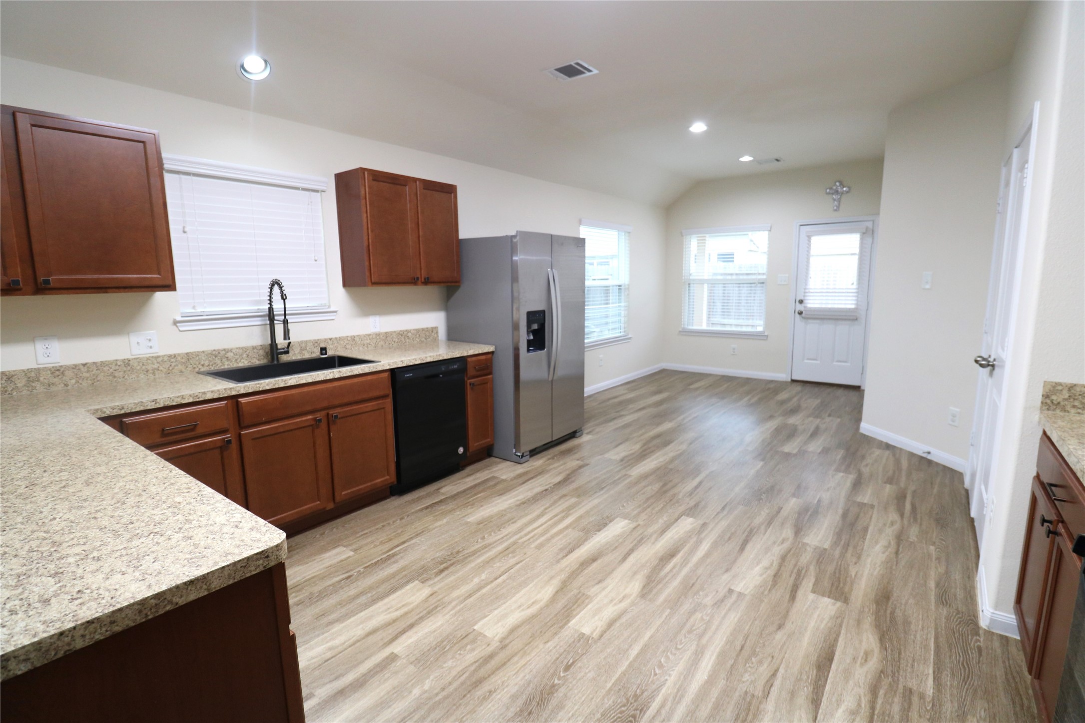 10338 Douglas Fir Villa Avenue Property Photo 10
