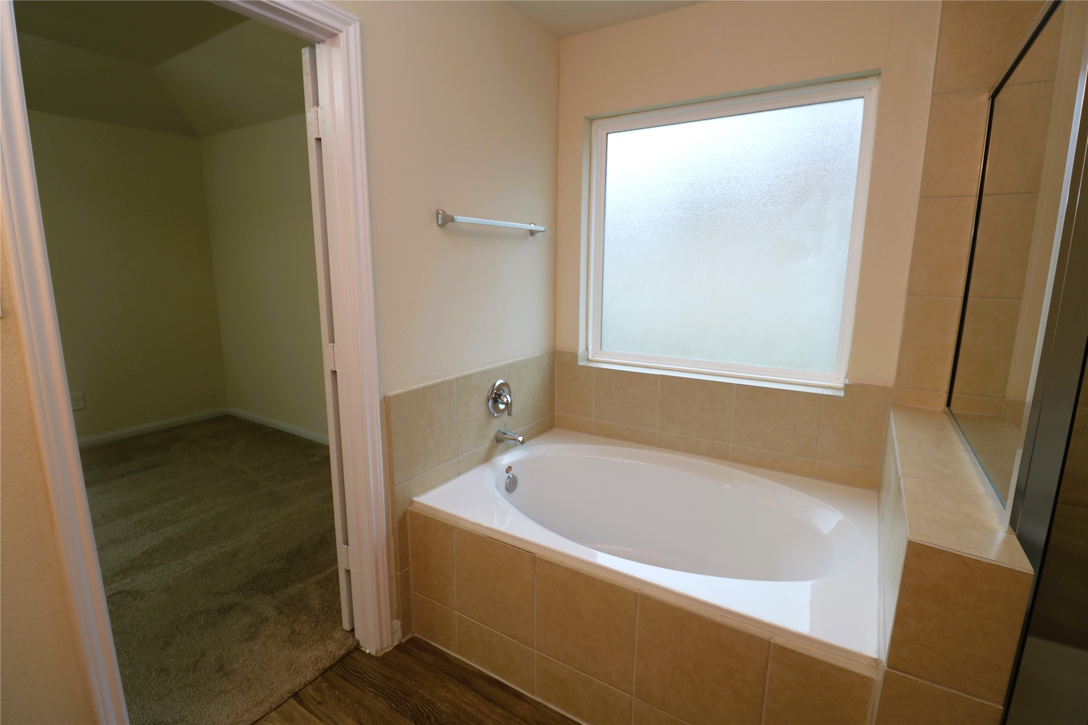 10338 Douglas Fir Villa Avenue Property Photo 23
