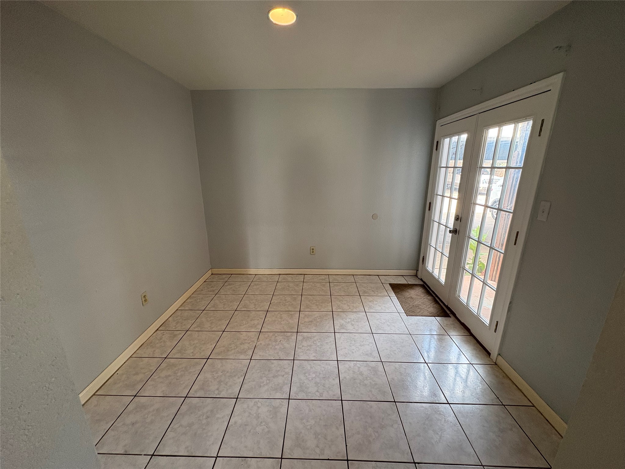 17230 Imperial Valley Drive 24 Property Photo 7