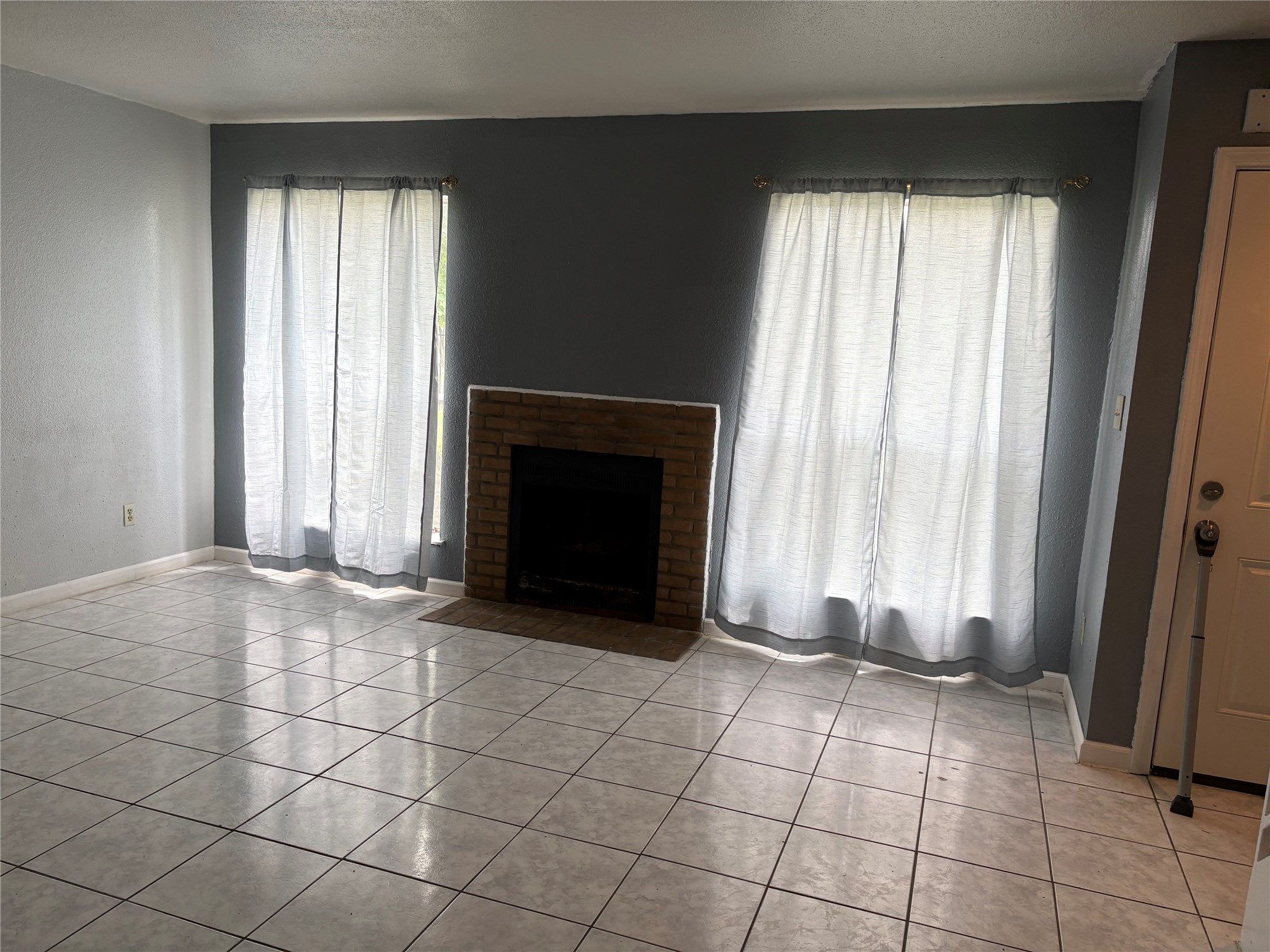 17230 Imperial Valley Drive 24 Property Photo 8