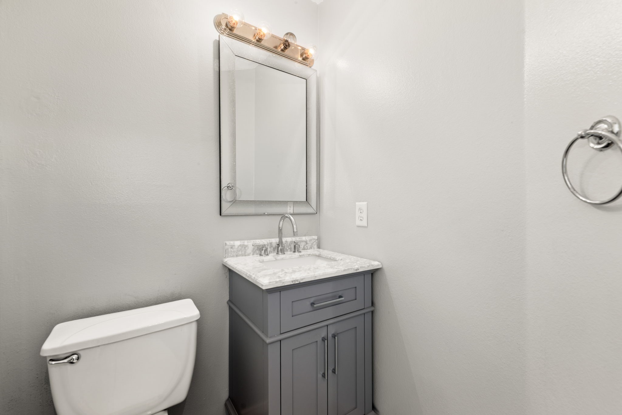 3343 Bent Spring Court Property Photo 12