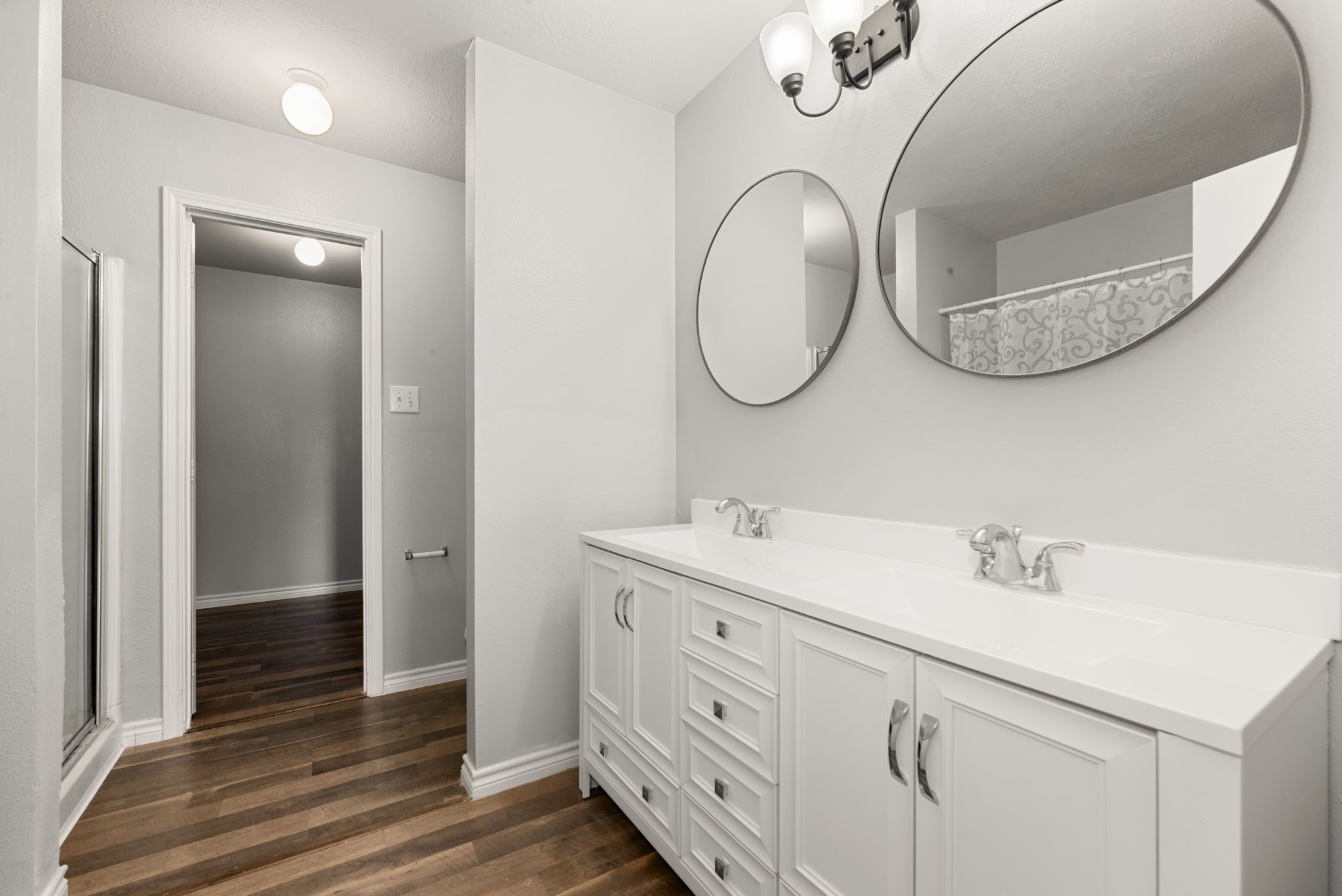 3343 Bent Spring Court Property Photo 14