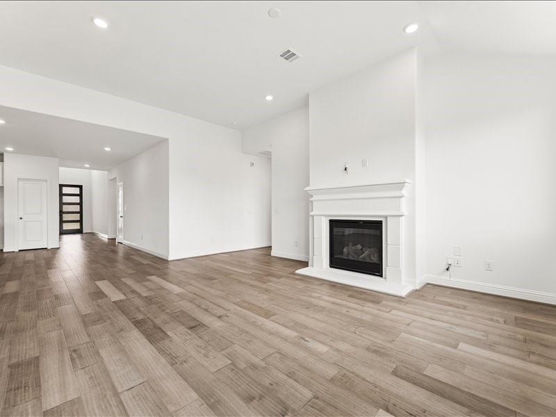 636 Malibu Pines Drive Property Photo 3