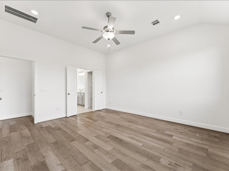 636 Malibu Pines Drive Property Photo 4