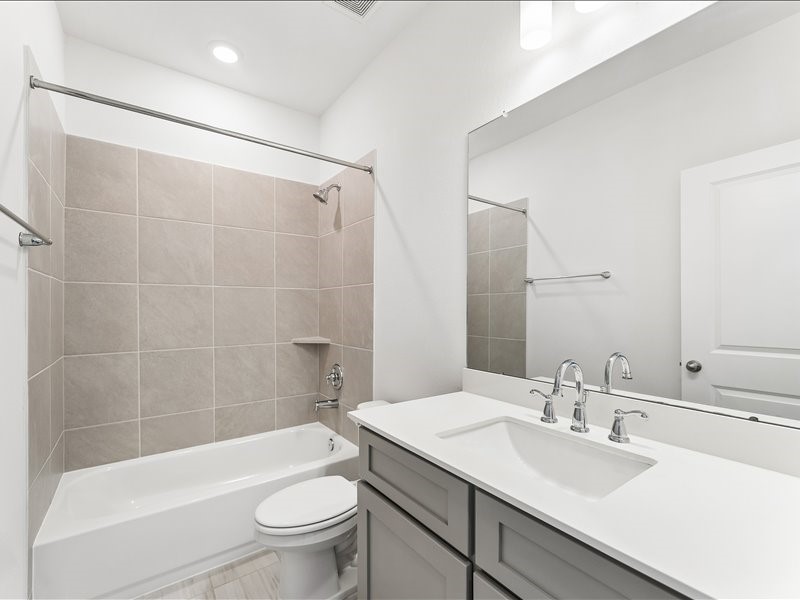 636 Malibu Pines Drive Property Photo 20