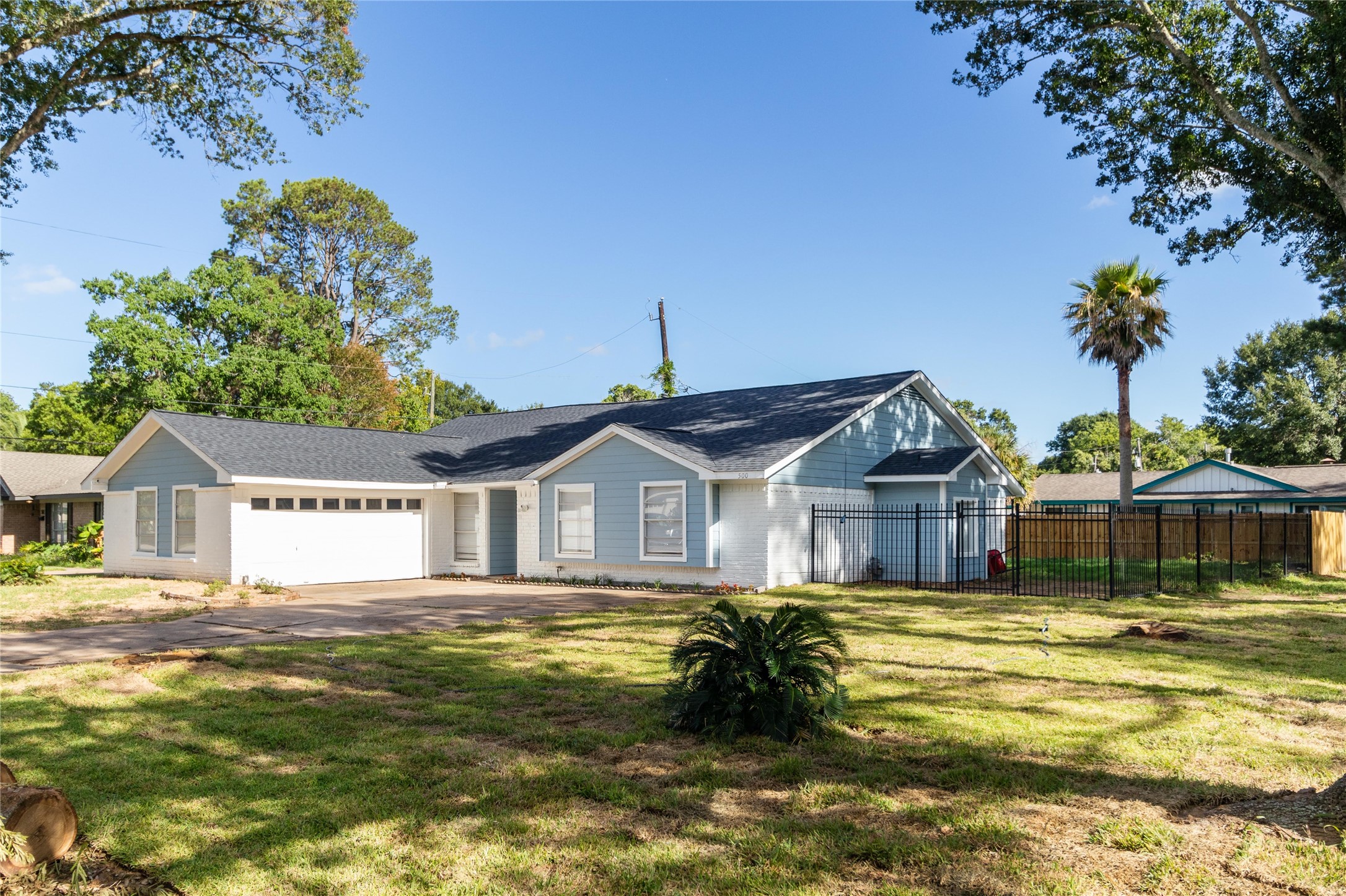 500 Shirleen Drive Property Photo 4
