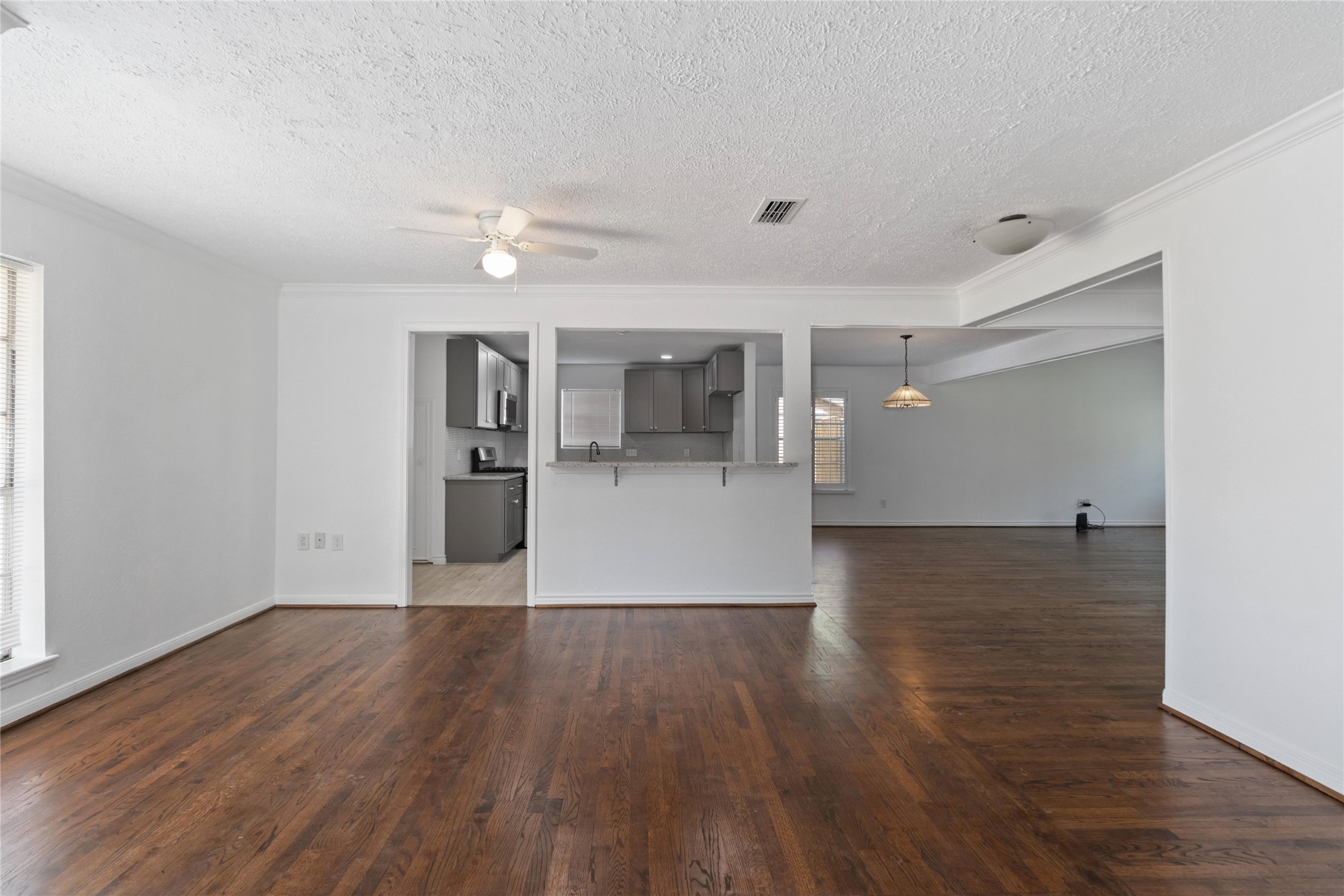 500 Shirleen Drive Property Photo 6