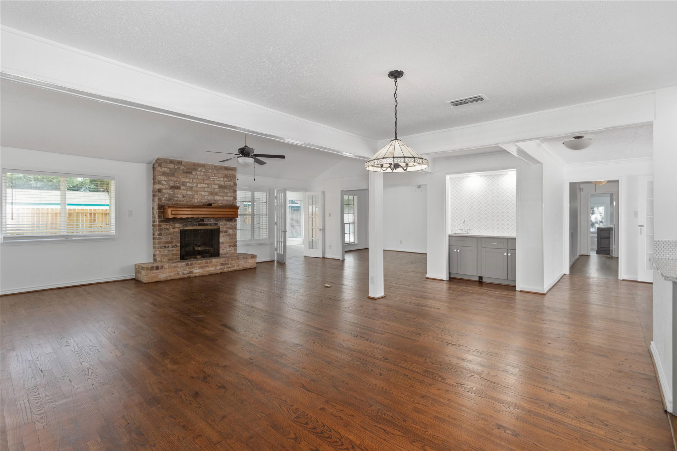 500 Shirleen Drive Property Photo 12