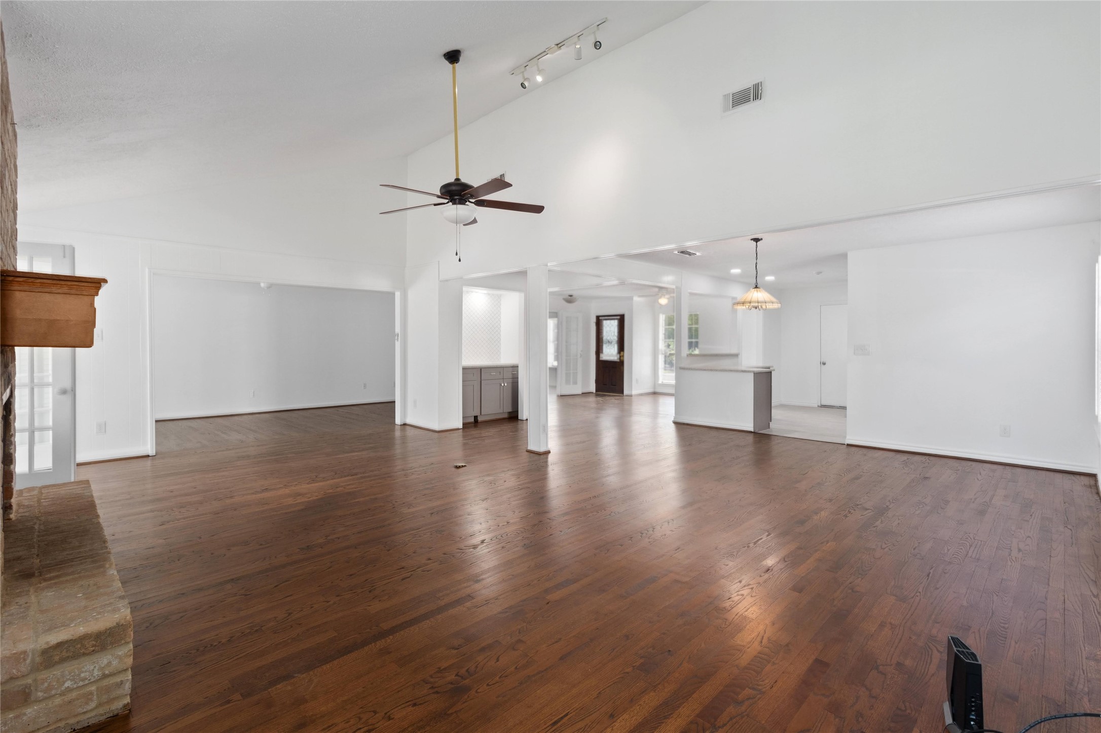 500 Shirleen Drive Property Photo 13