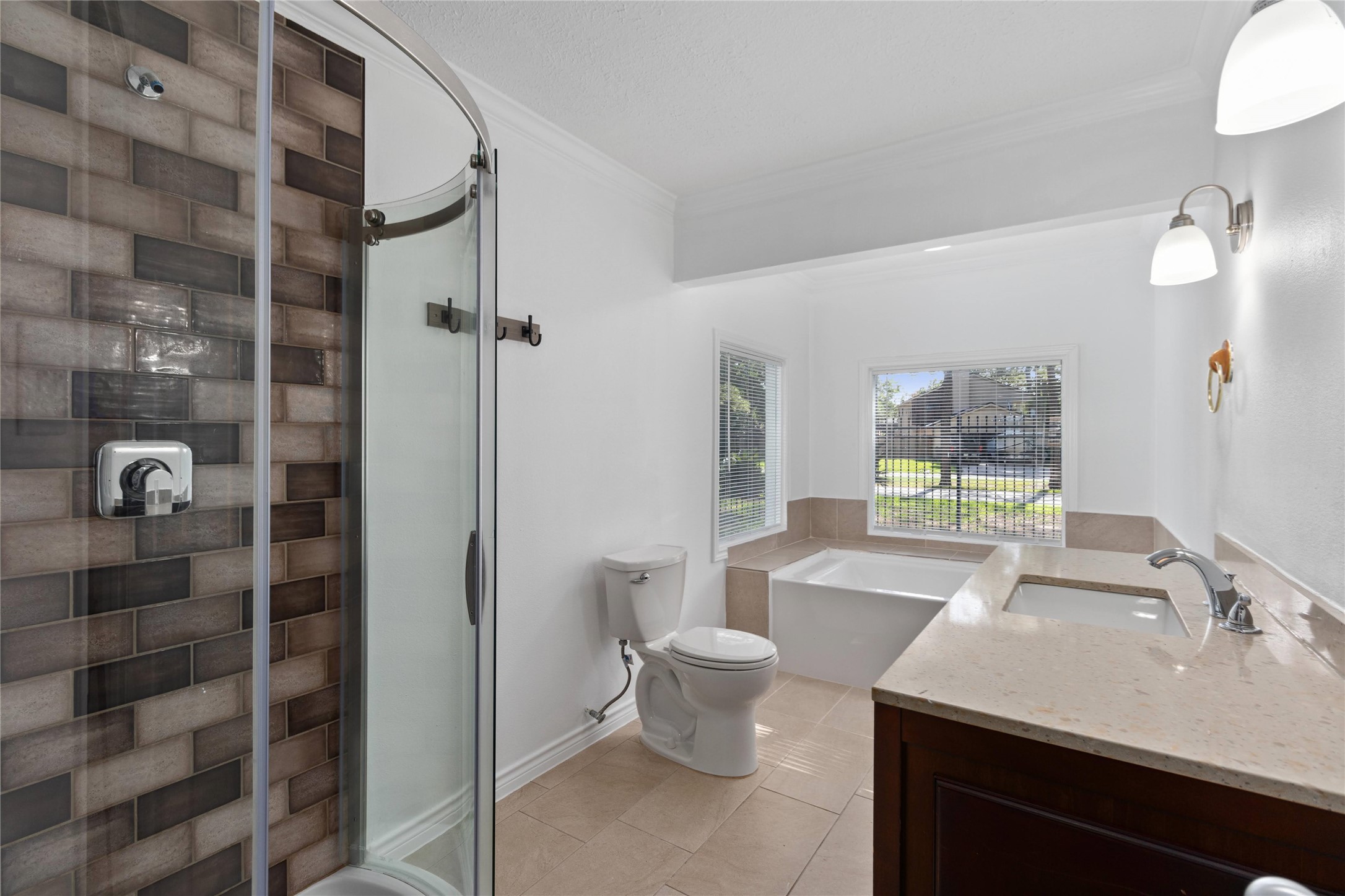 500 Shirleen Drive Property Photo 27
