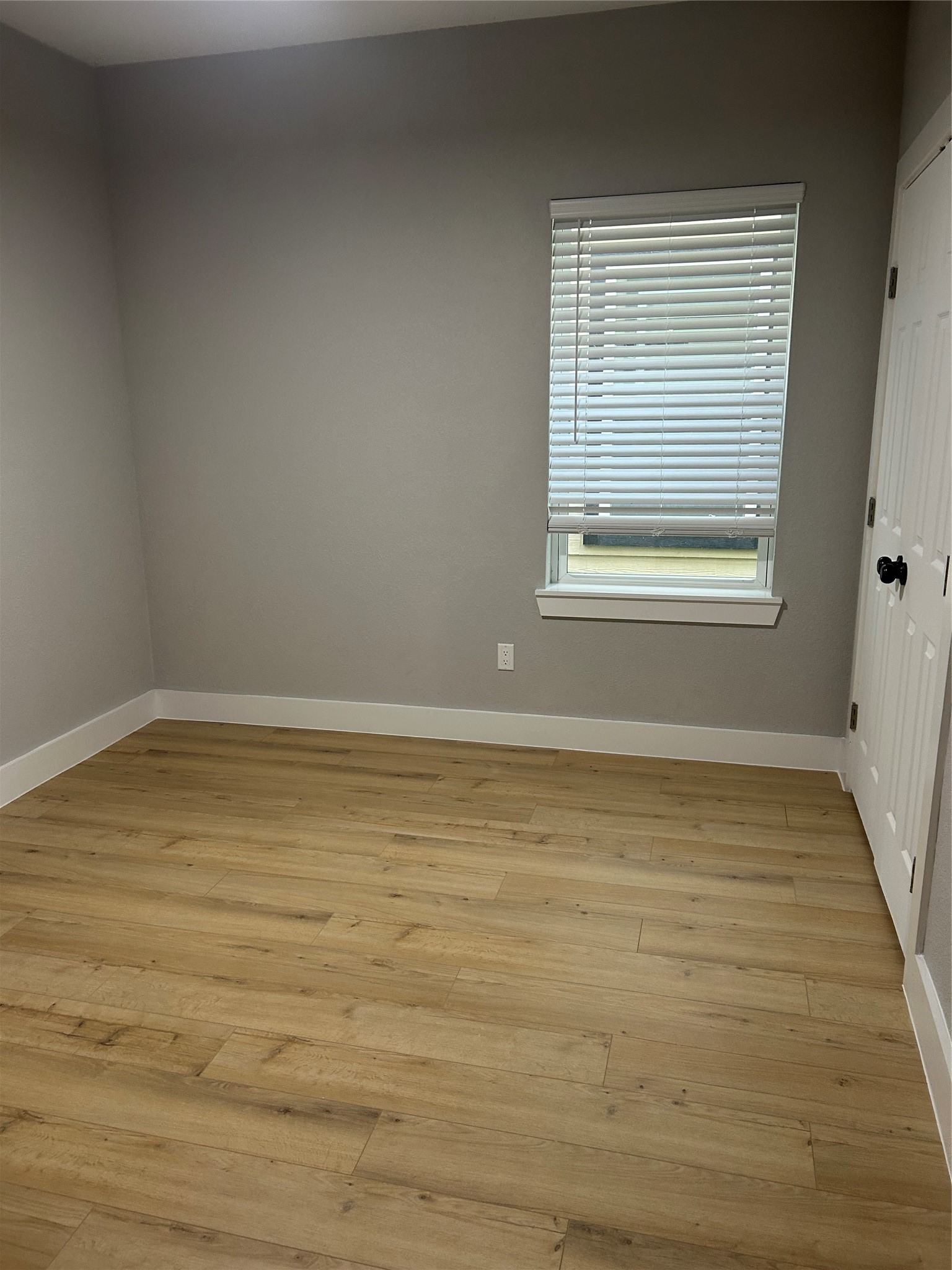 9914 8 Fillmore A Property Photo 8