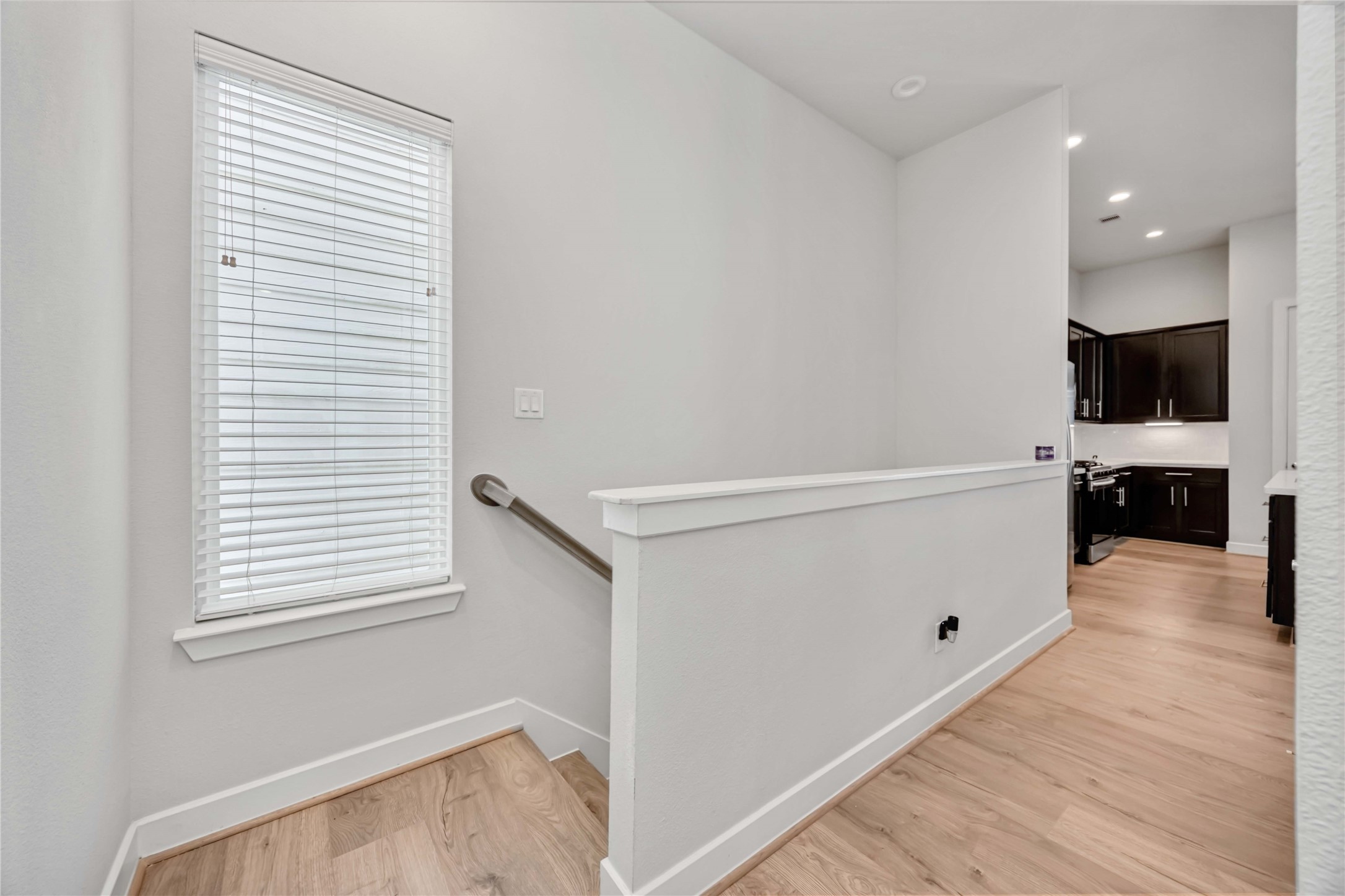 108 Knightsbridge Park Lane Property Photo 10