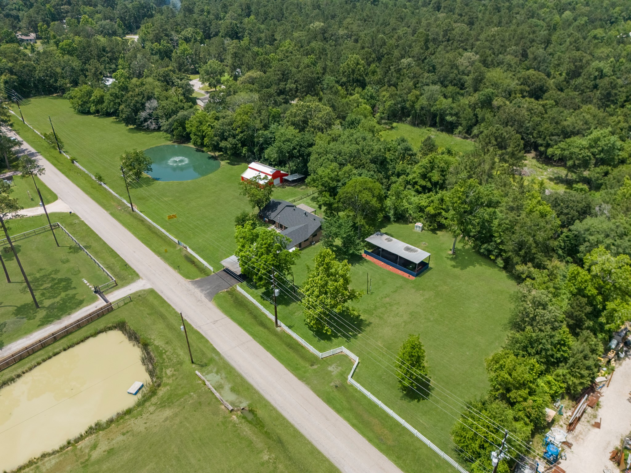 31114 Dobbin Huffsmith Road Property Photo 1