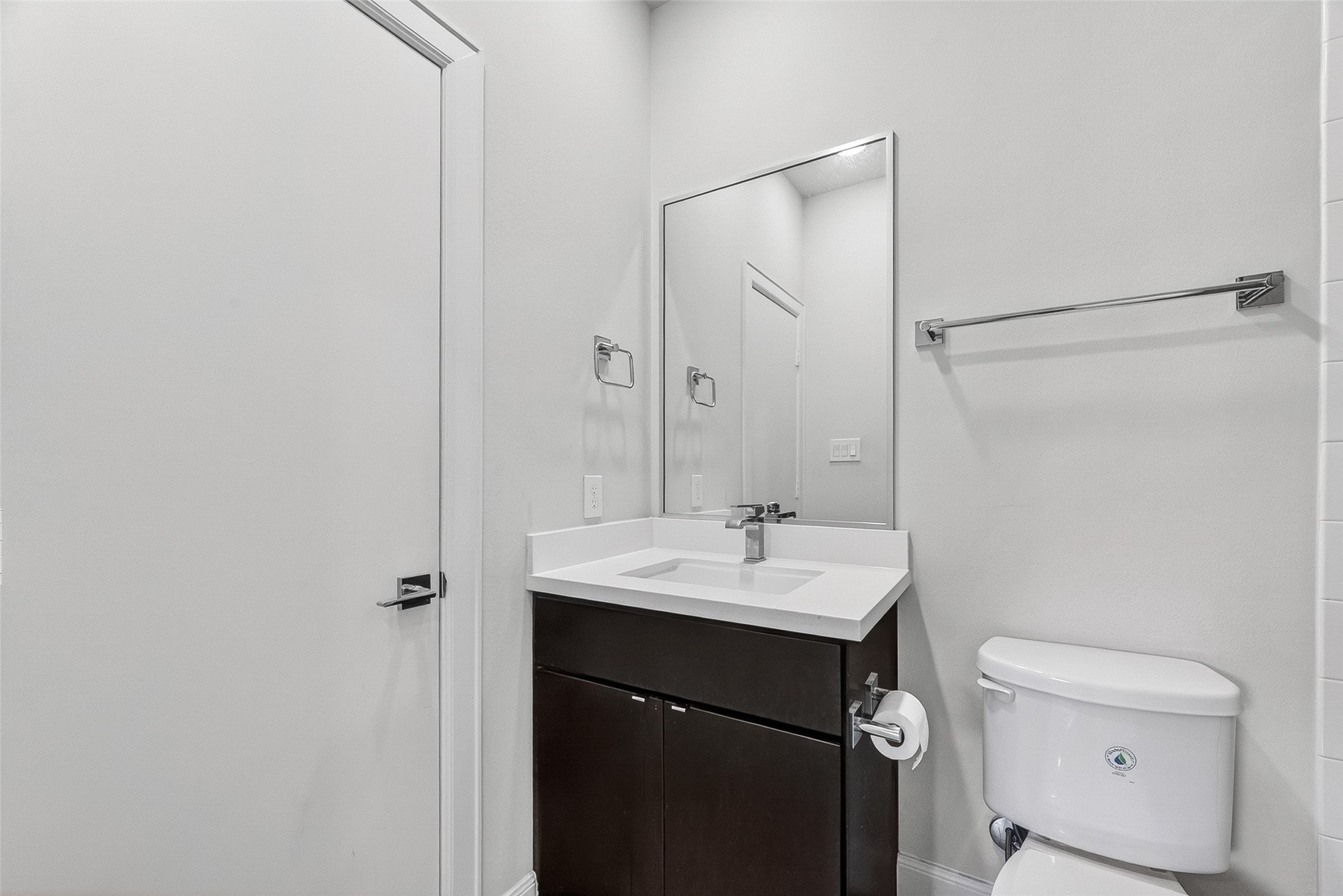 3127 Leeland Street Property Photo 11