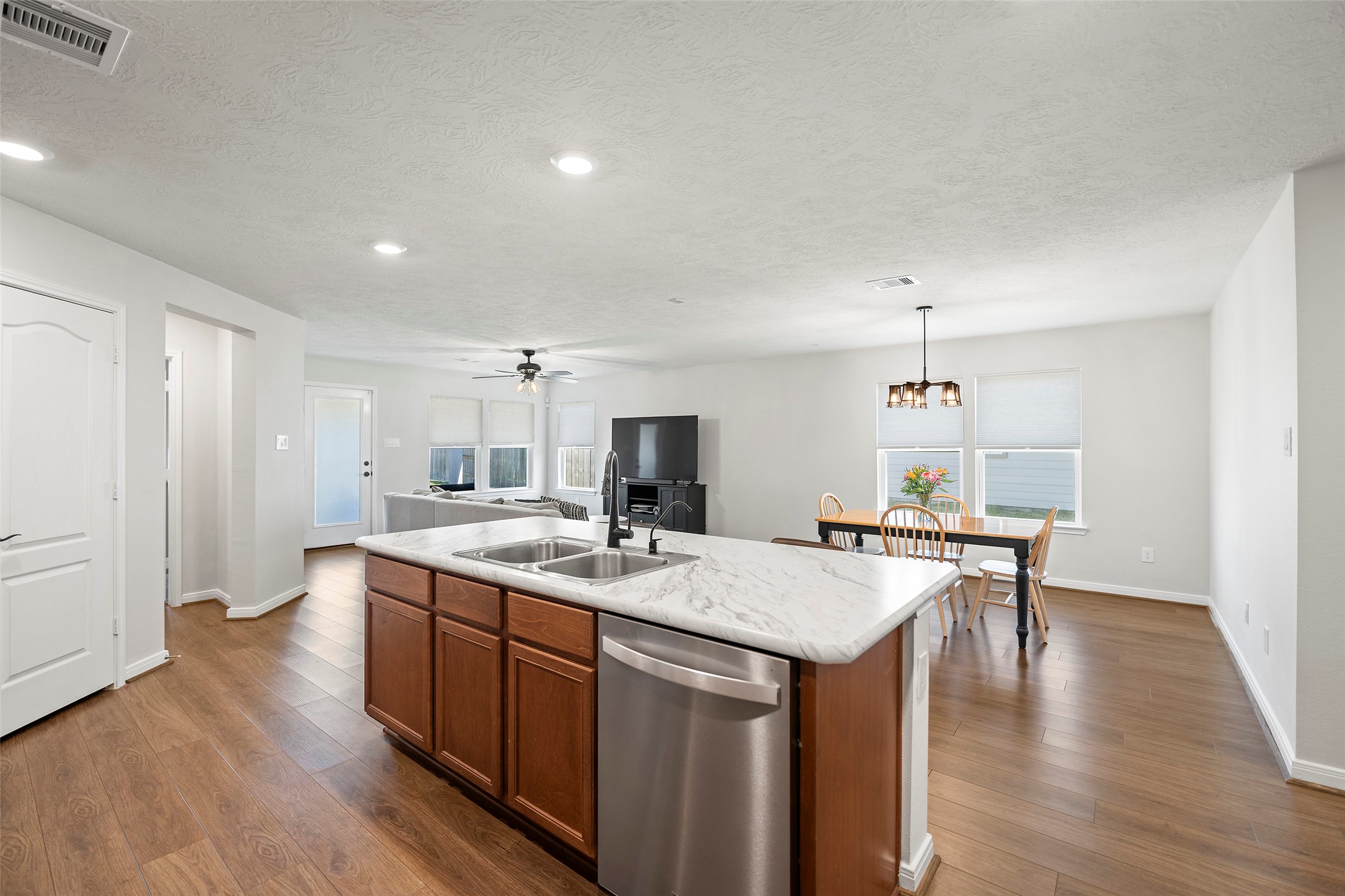 41675 Sorrel Spring Lane Property Photo 14