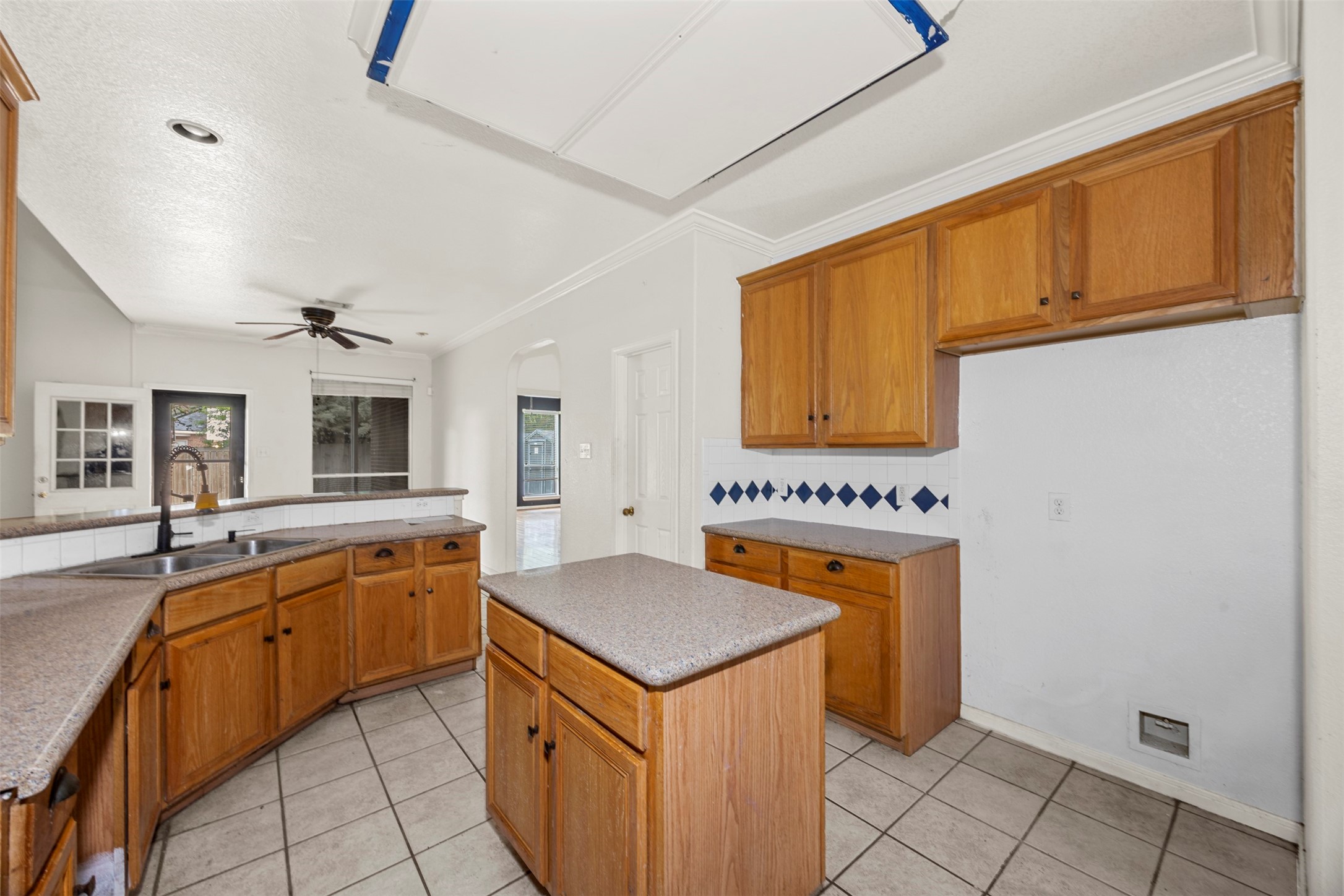 122 Mossey Oak Drive Property Photo 7