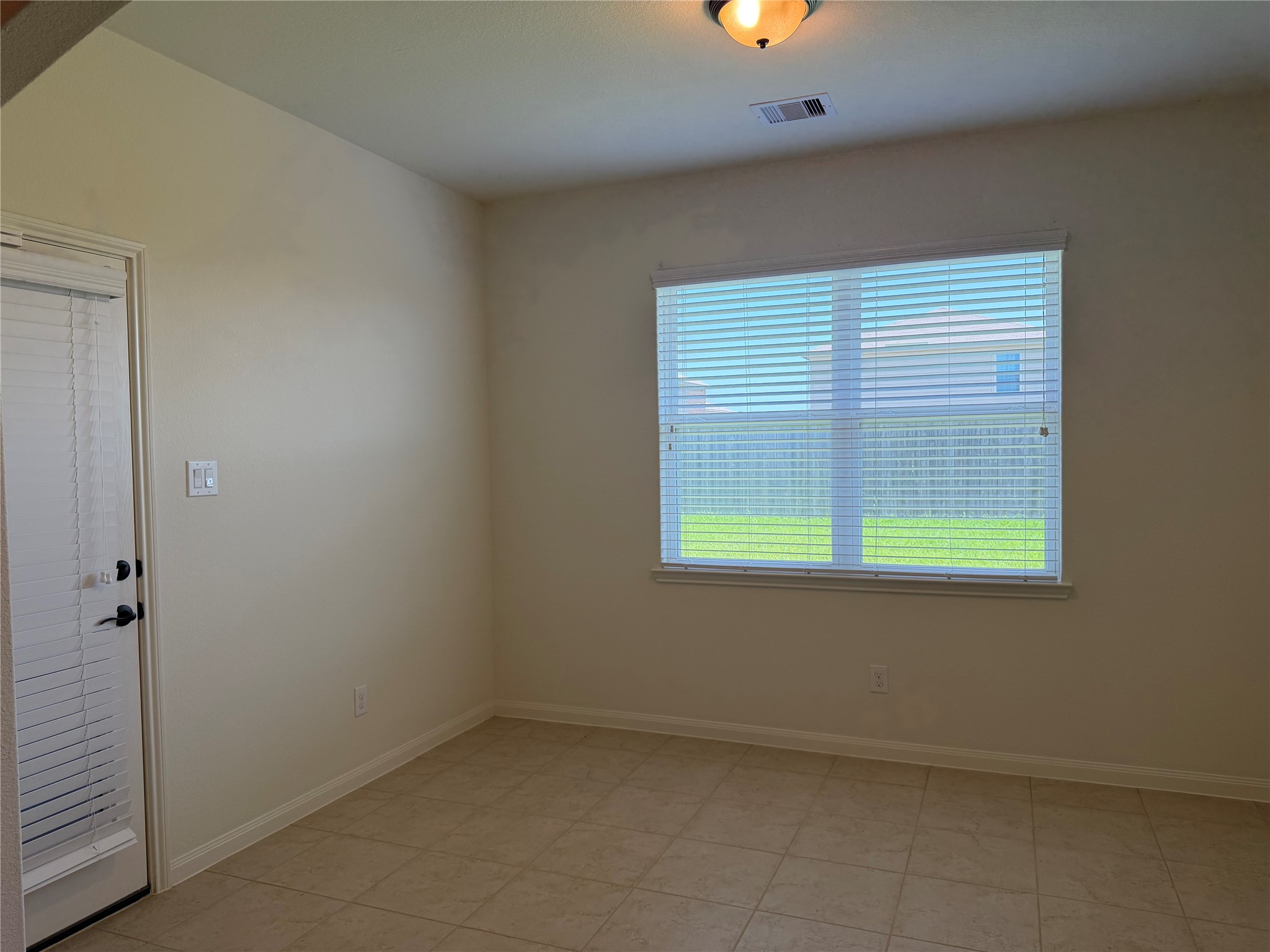 21102 Echo Manor Drive Property Photo 5