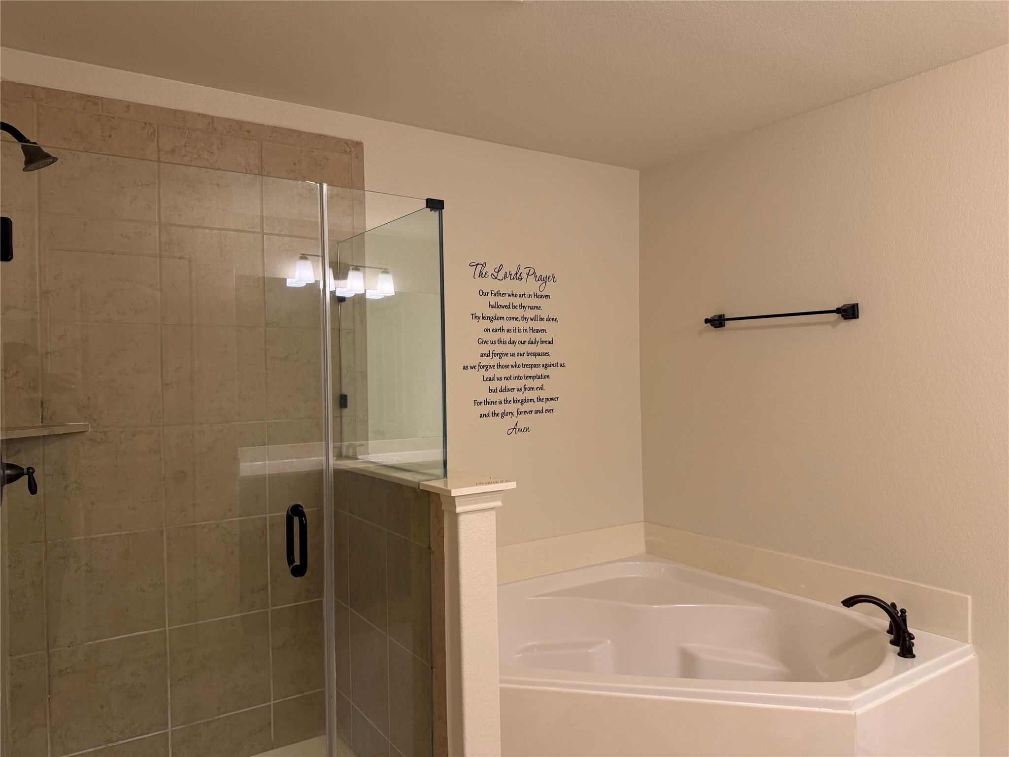 21102 Echo Manor Drive Property Photo 10