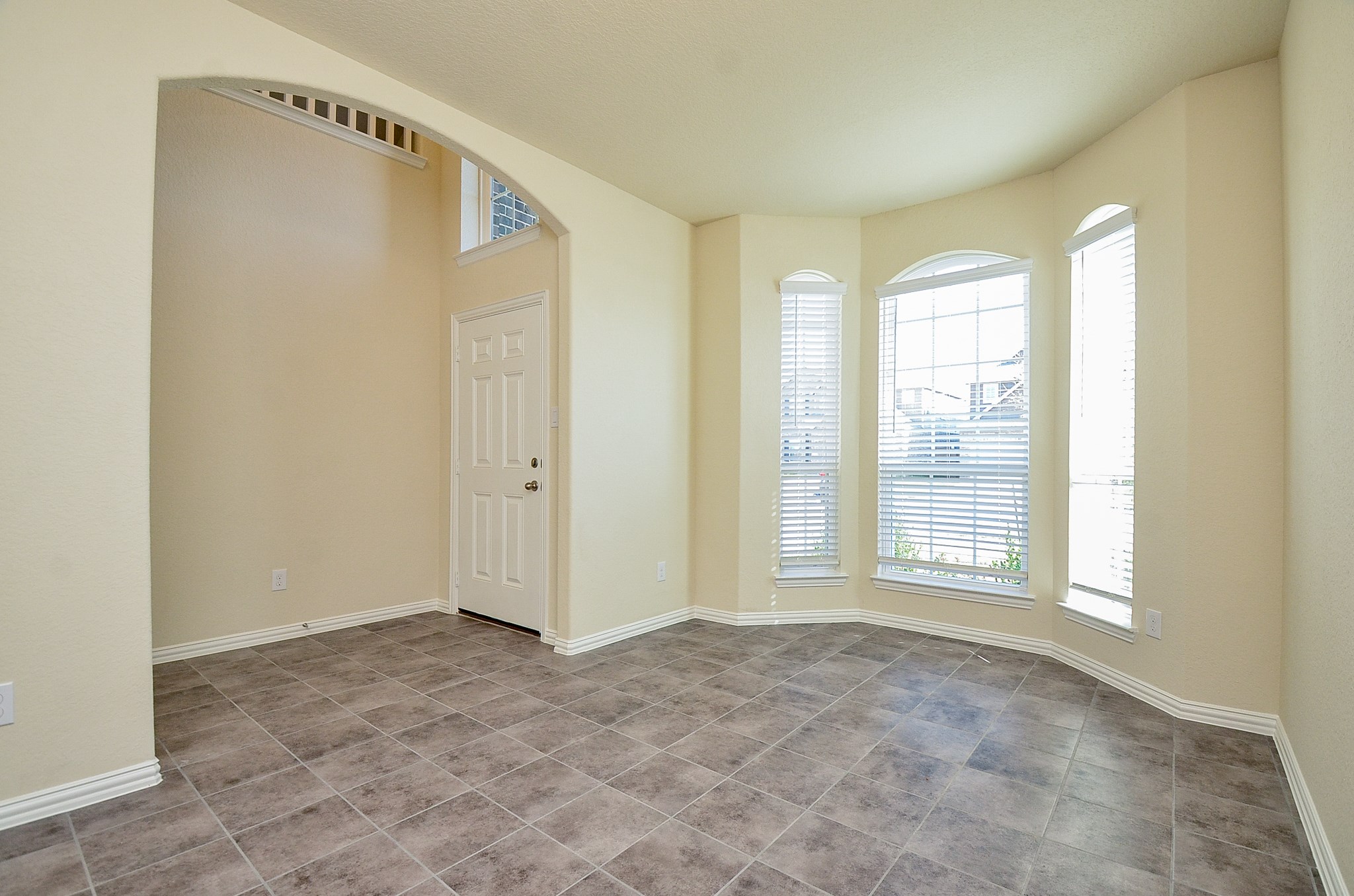 5118 Brookshire Pass Dr Property Photo 6