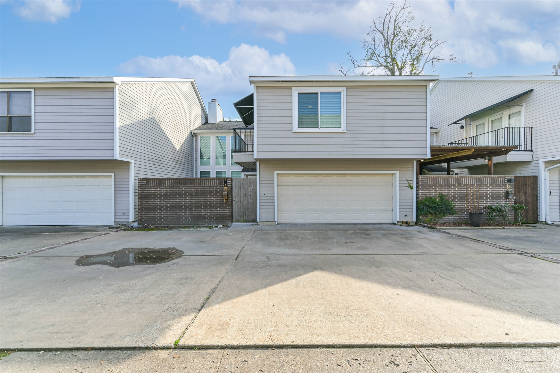 2600 Nantucket Drive B Property Photo 1