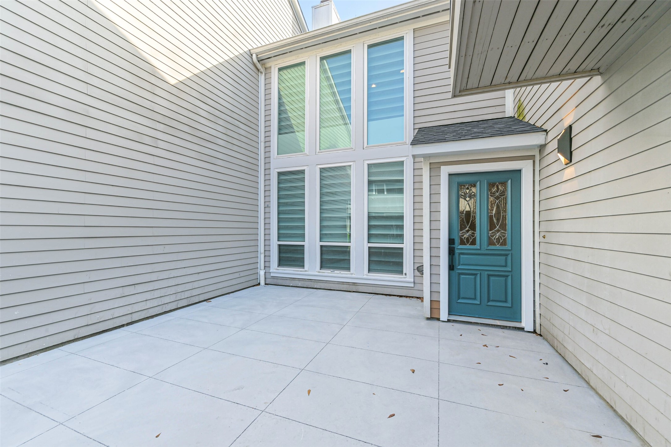 2600 Nantucket Drive B Property Photo 5