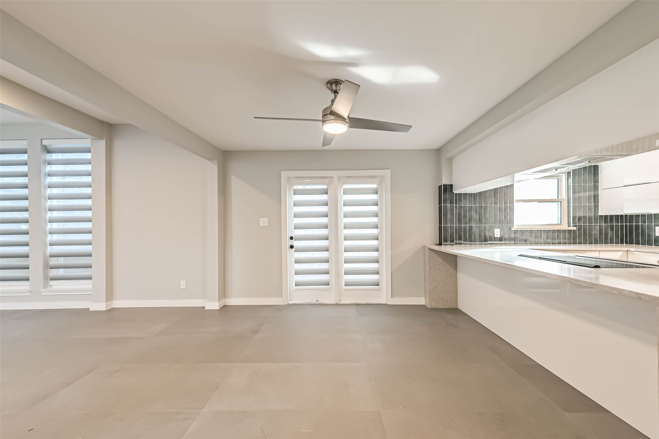 2600 Nantucket Drive B Property Photo 14