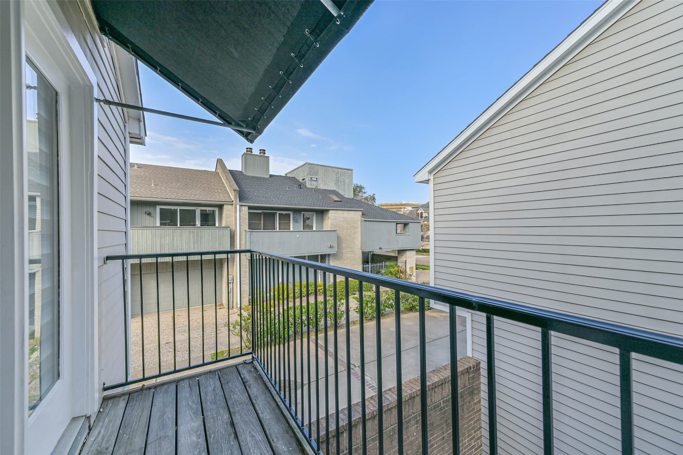 2600 Nantucket Drive B Property Photo 28