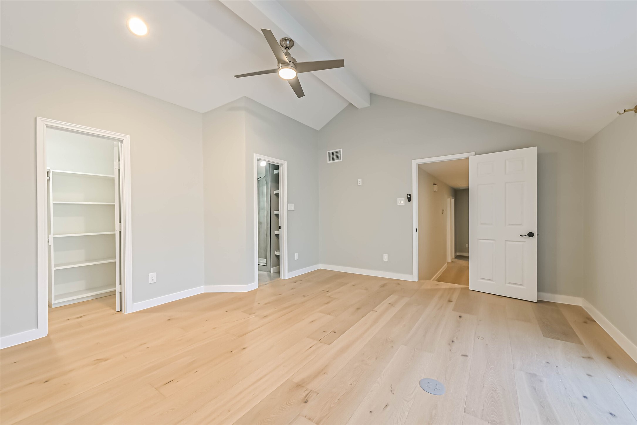 2600 Nantucket Drive B Property Photo 36