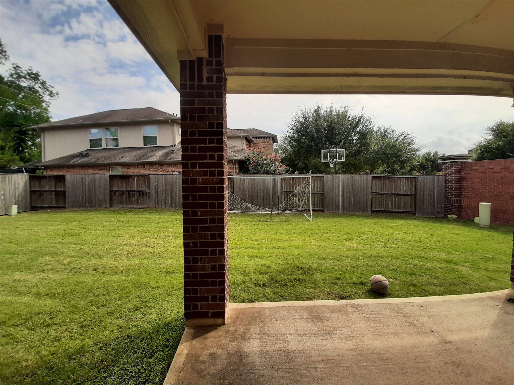 6002 Mangrove Falls Court Property Photo 21