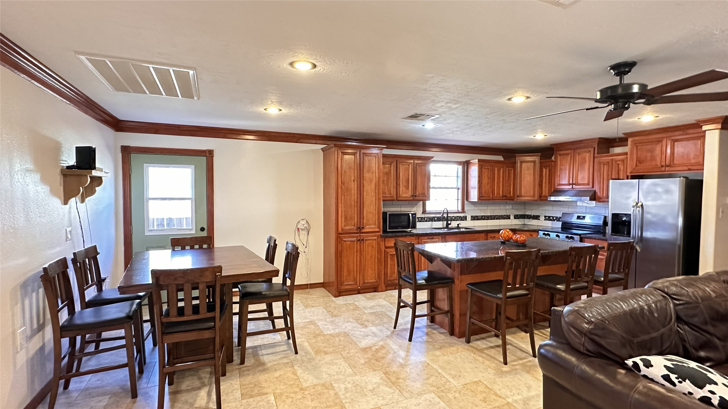 404 N Wilson Street Property Photo 13