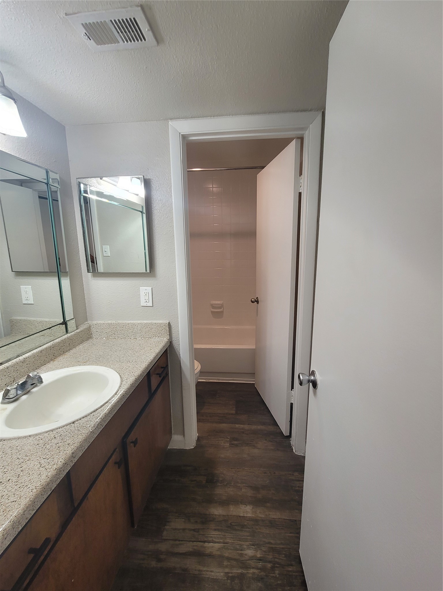 7250 W Greens Road 1208 Property Photo 8