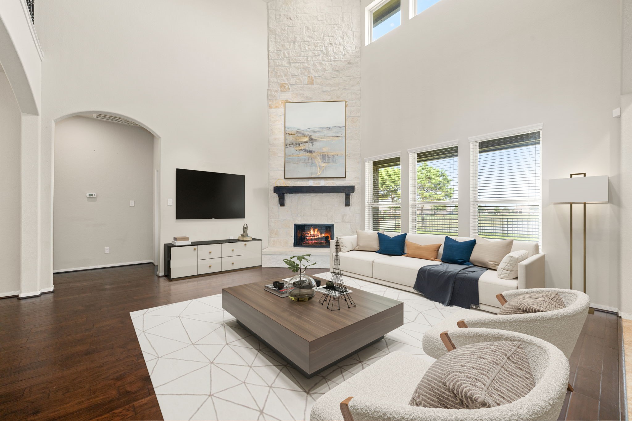 28926 Endeavor River Road Property Photo 6