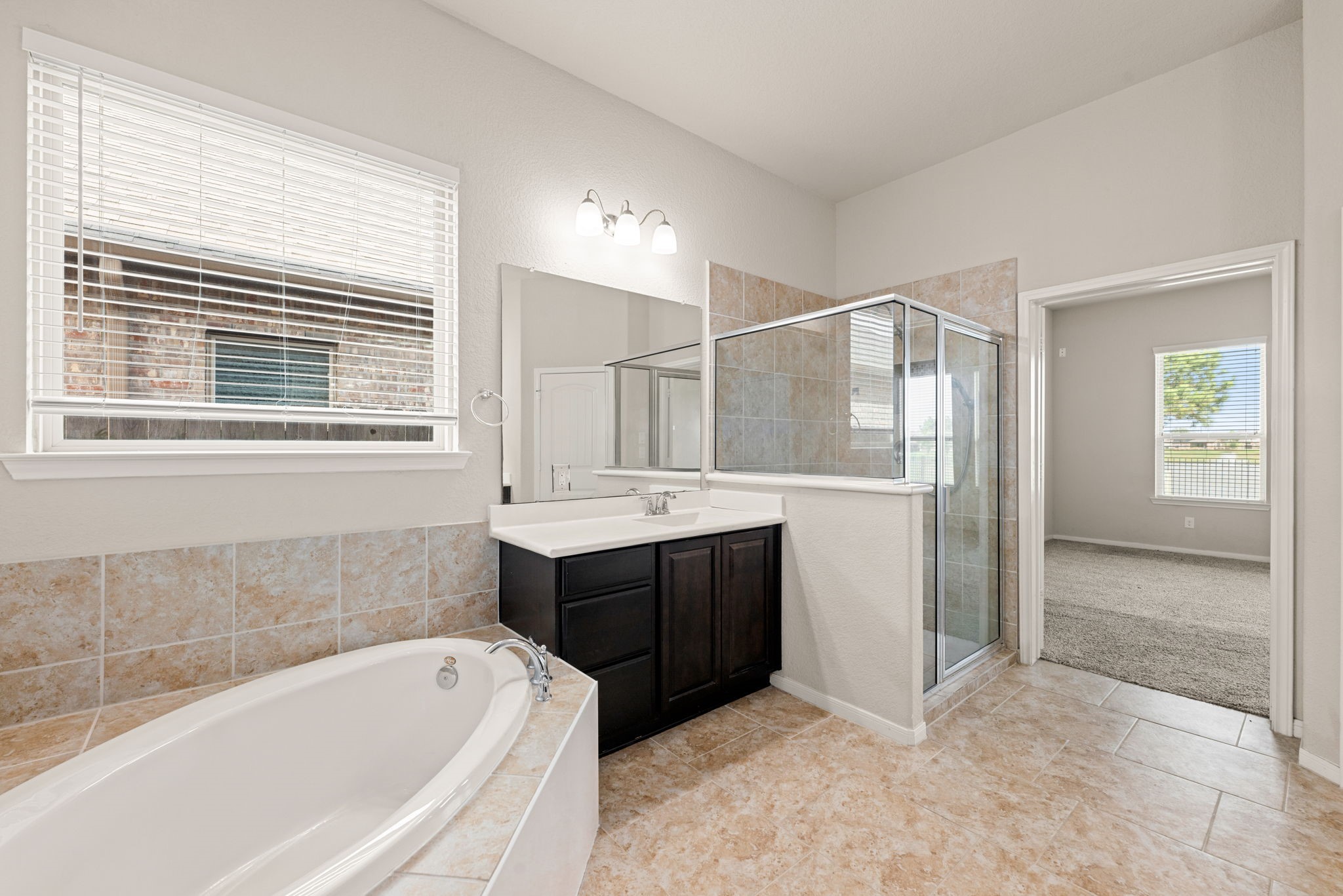 28926 Endeavor River Road Property Photo 14