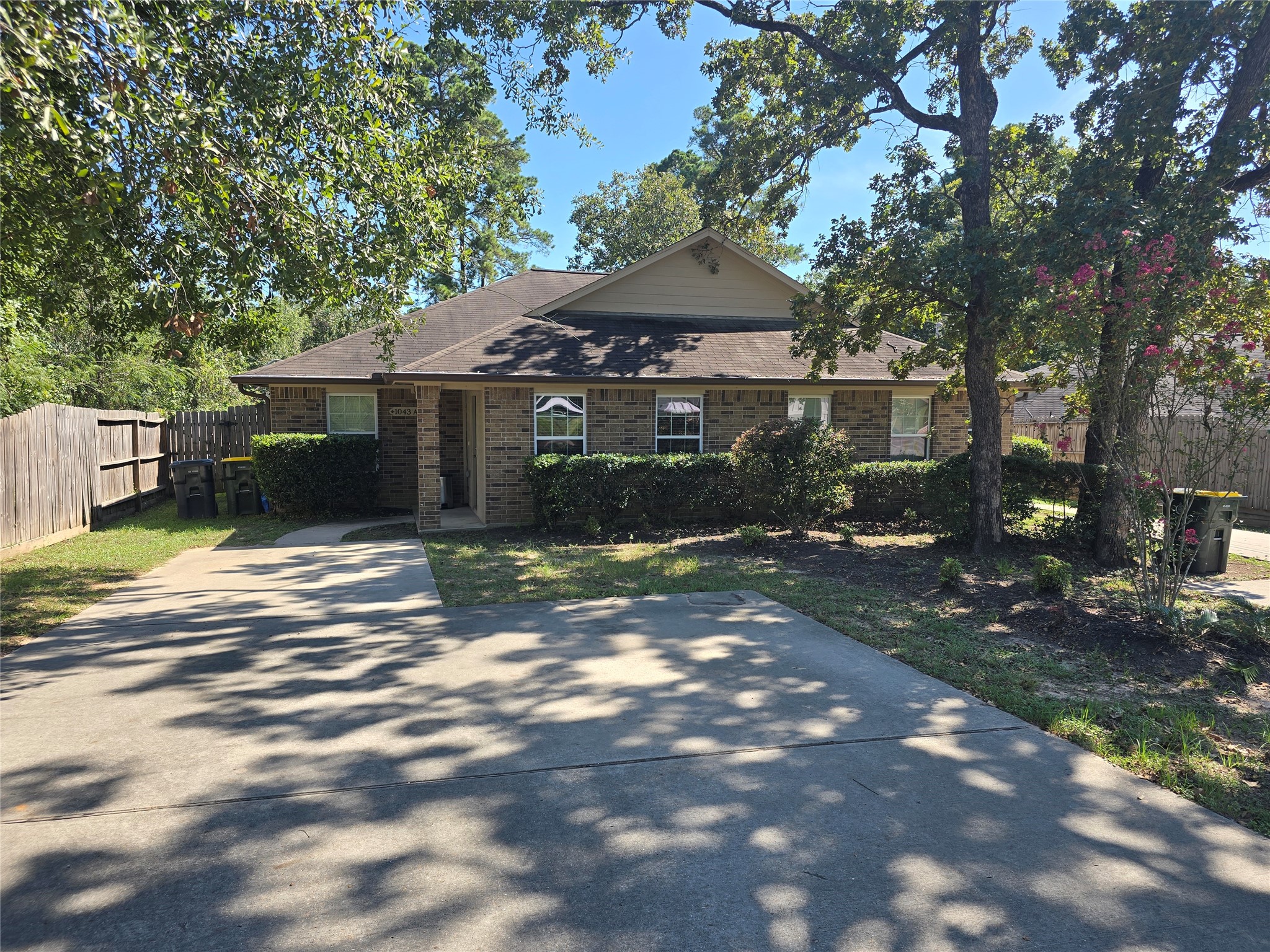 1043 Mann Road A Property Photo 1