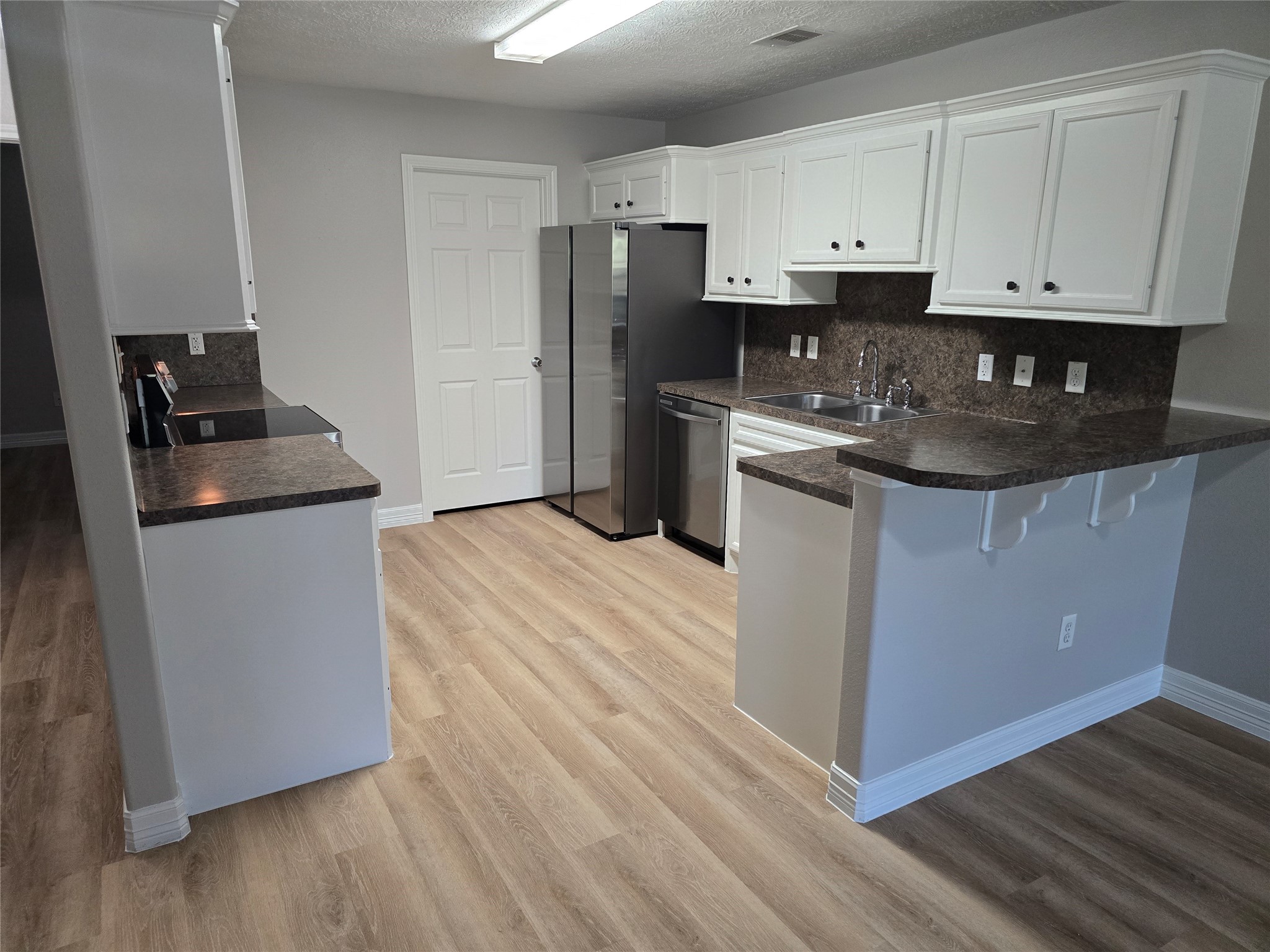 1043 Mann Road A Property Photo 5