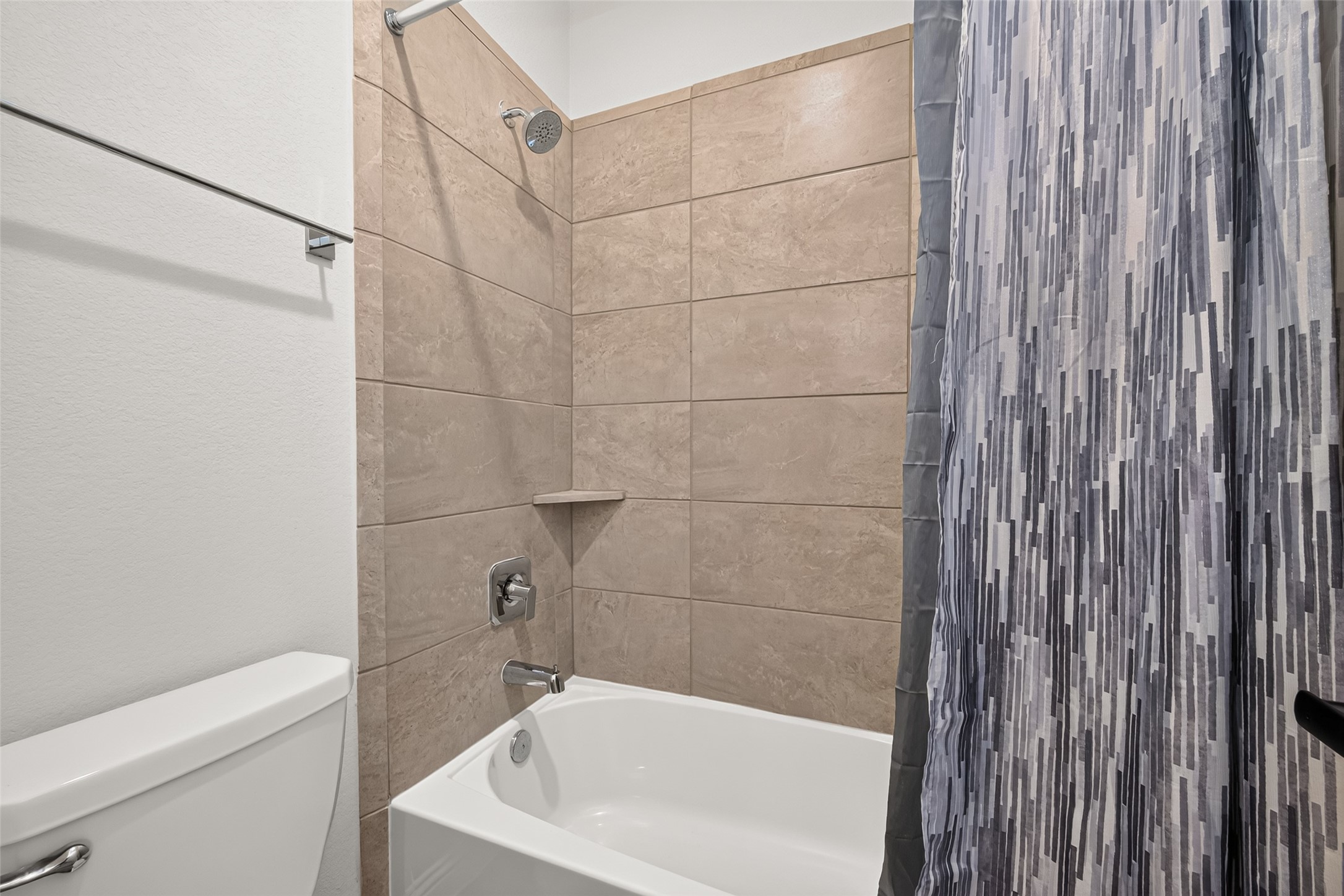 2360 Seaglass Drive Property Photo 37